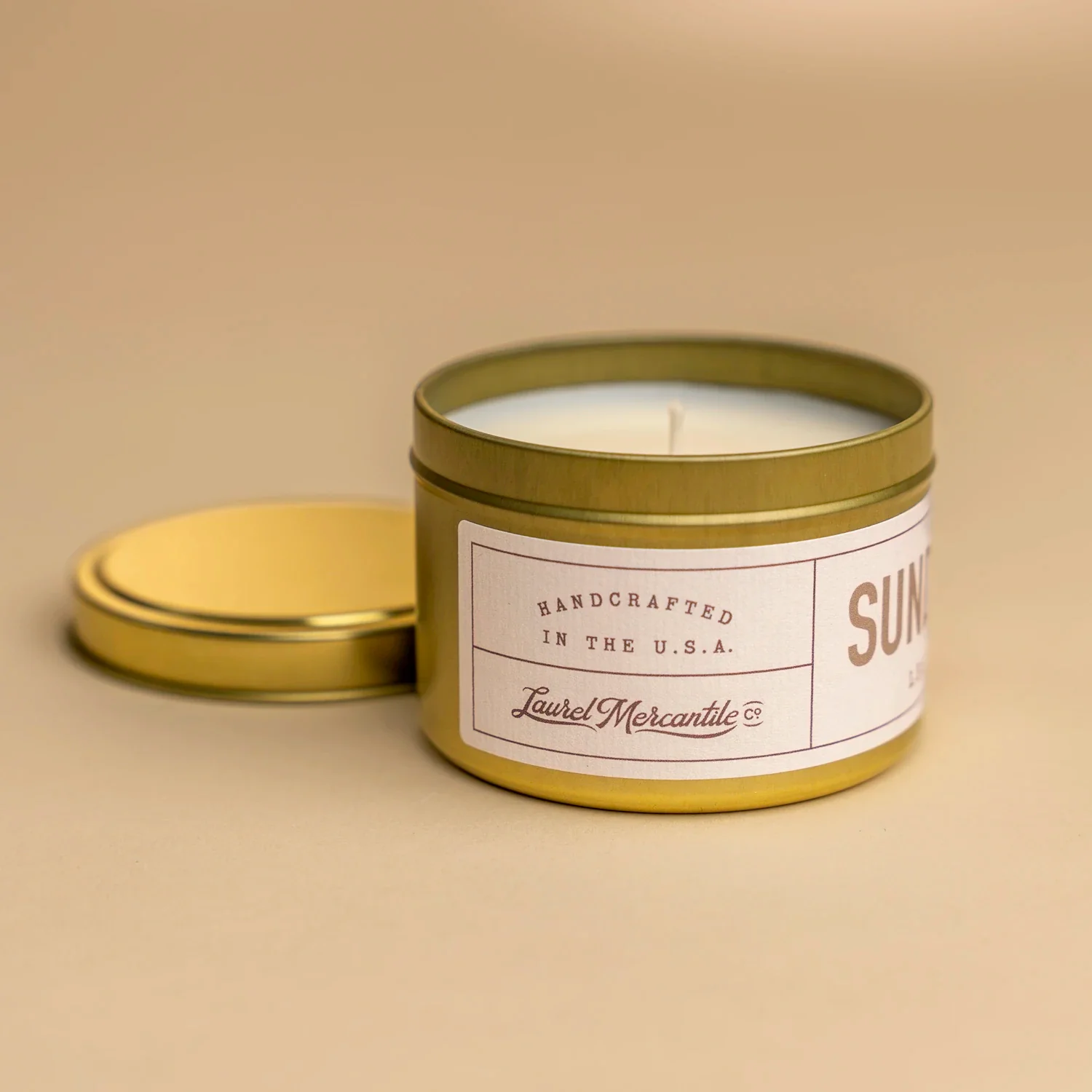 133-sunday-boots-5-oz-candle-1.webp