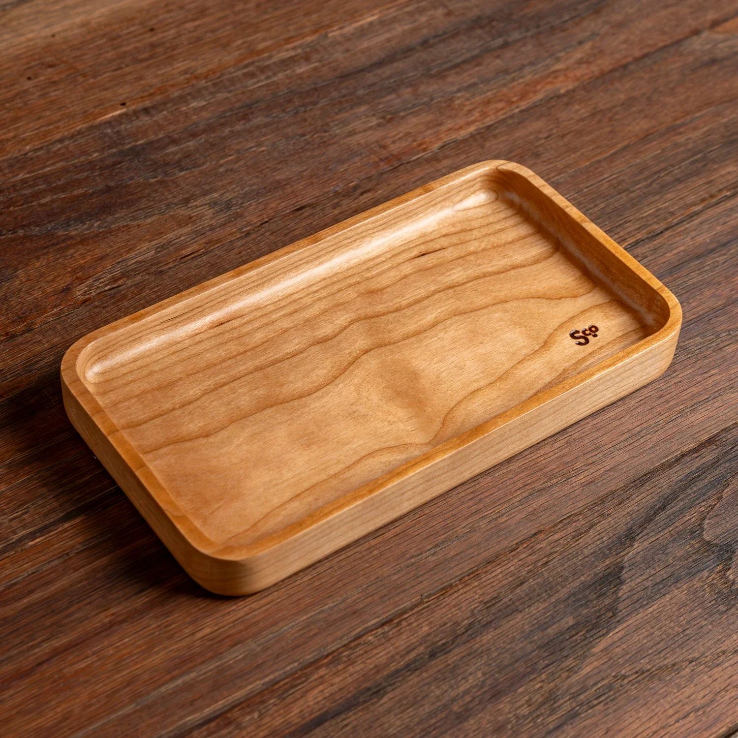 1337-cherry-wooden-valet-1.webp