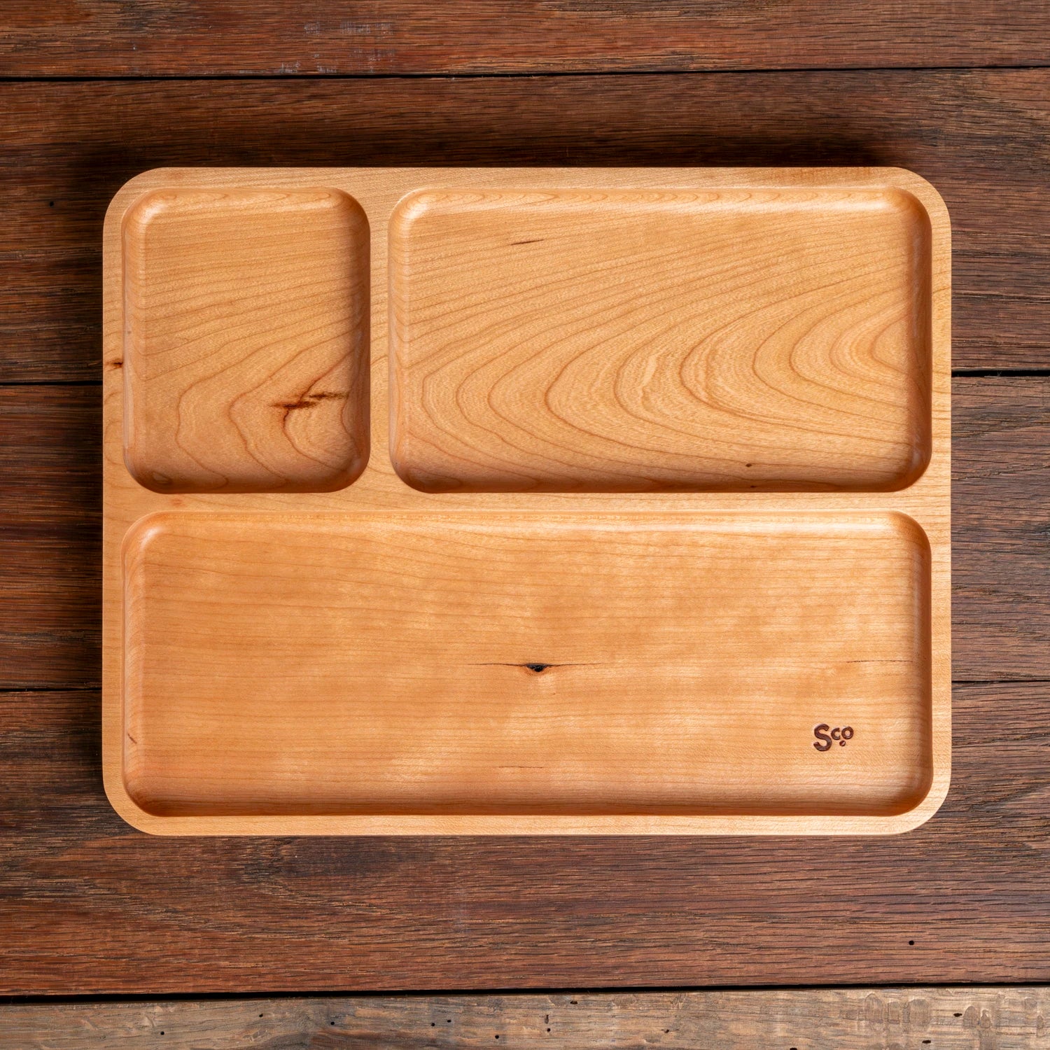 1337-cherry-wooden-valet-1.webp