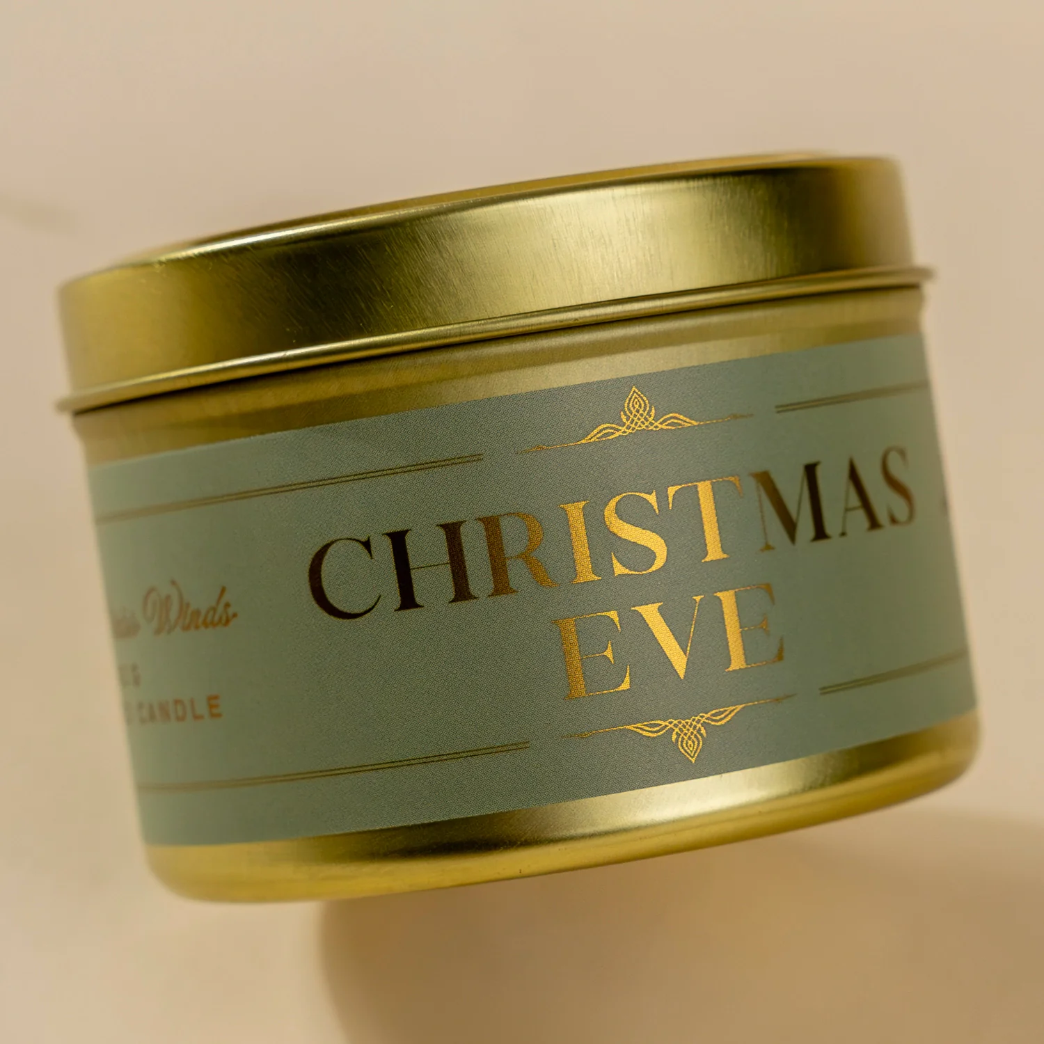1350-christmas-eve-5-oz-candle-1.webp