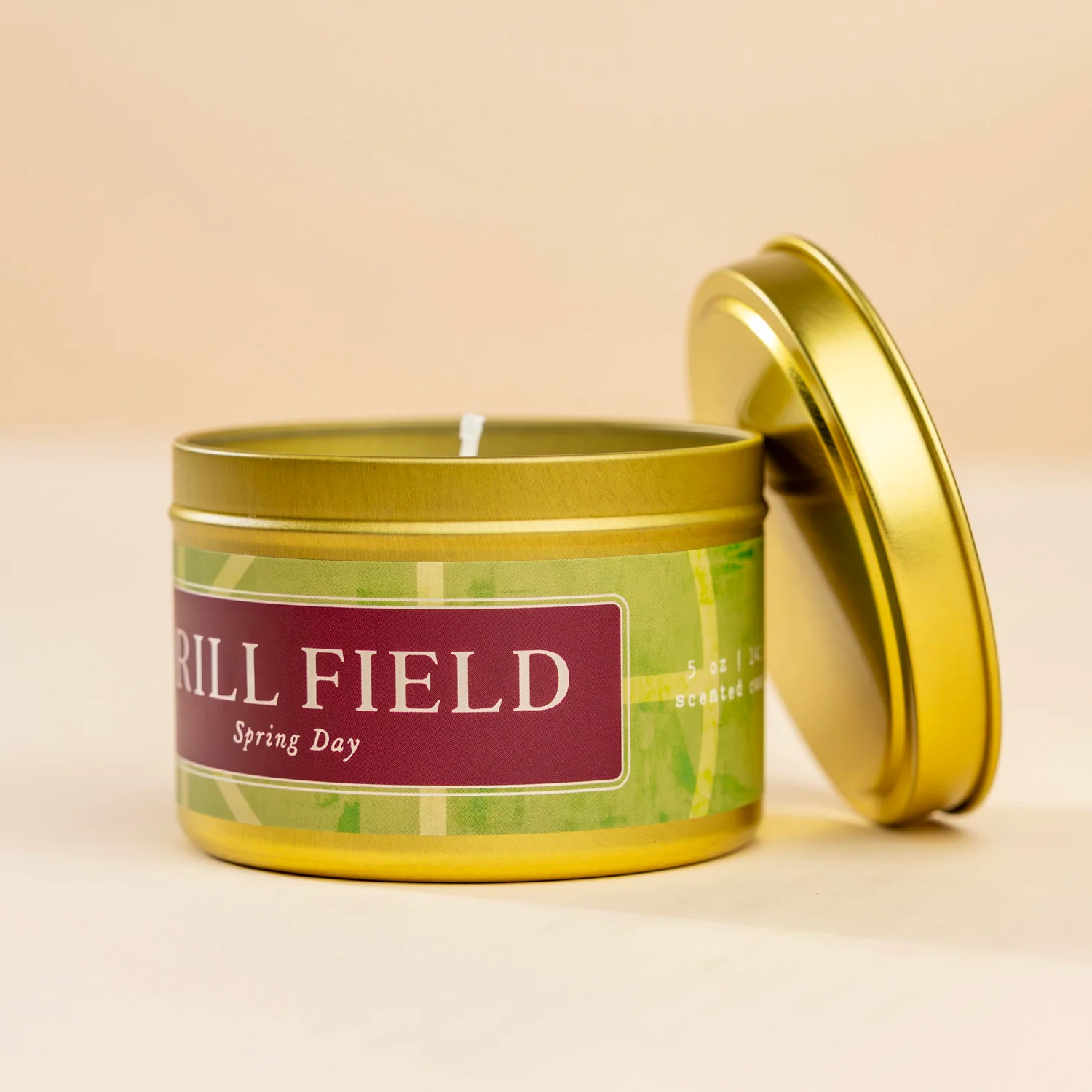 1446-drill-field-5-oz-candle-1.webp