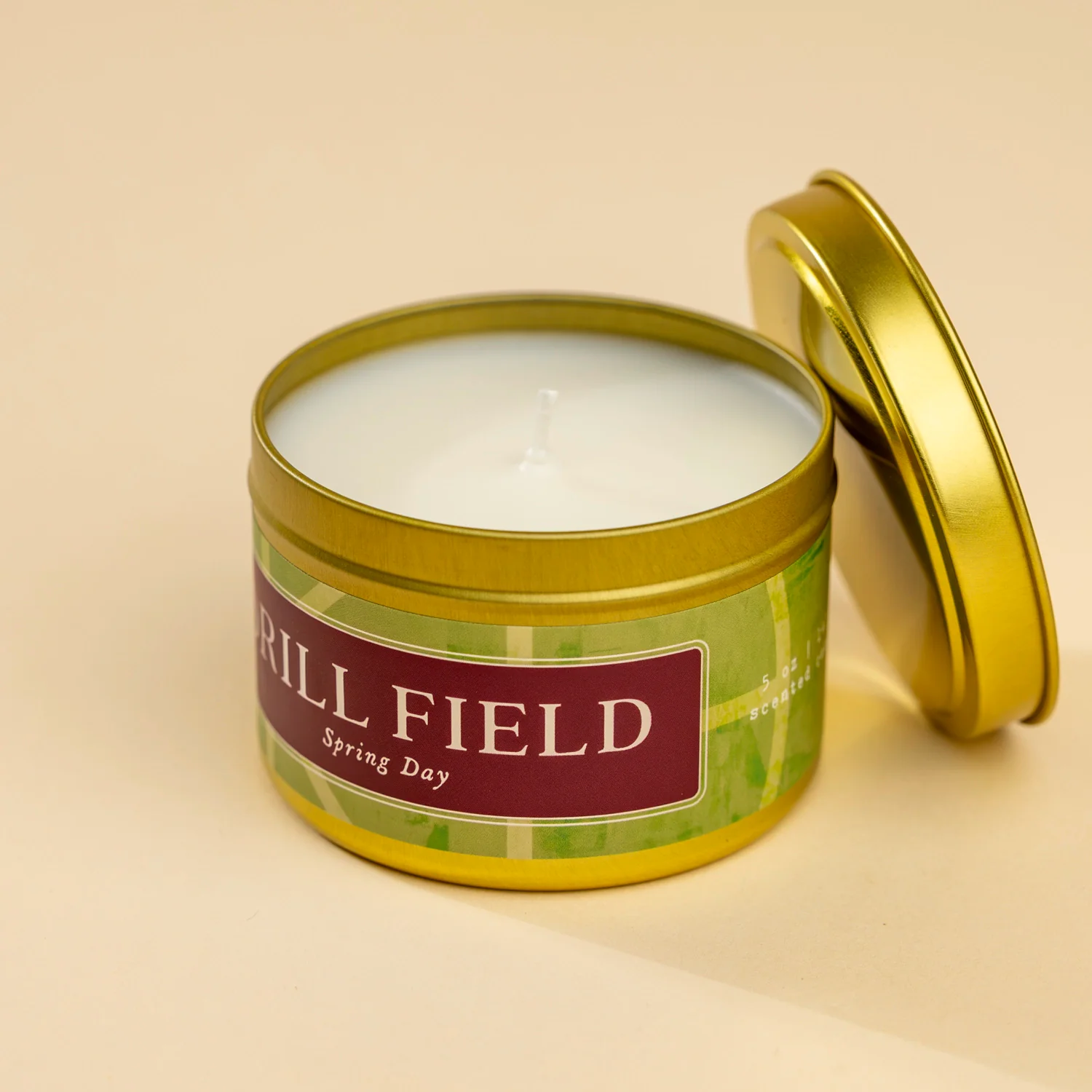 1446-drill-field-5-oz-candle-1.webp