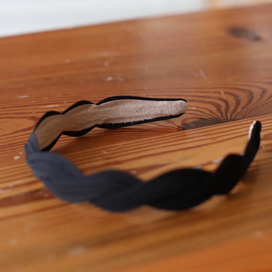 1459-ebonee-s-solid-headband-1.webp