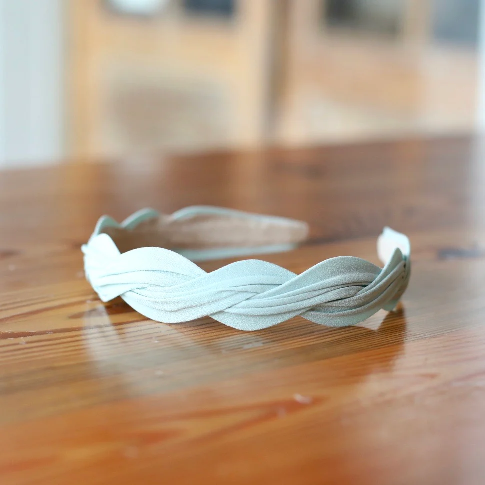 1459-ebonee-s-solid-headband-1.webp