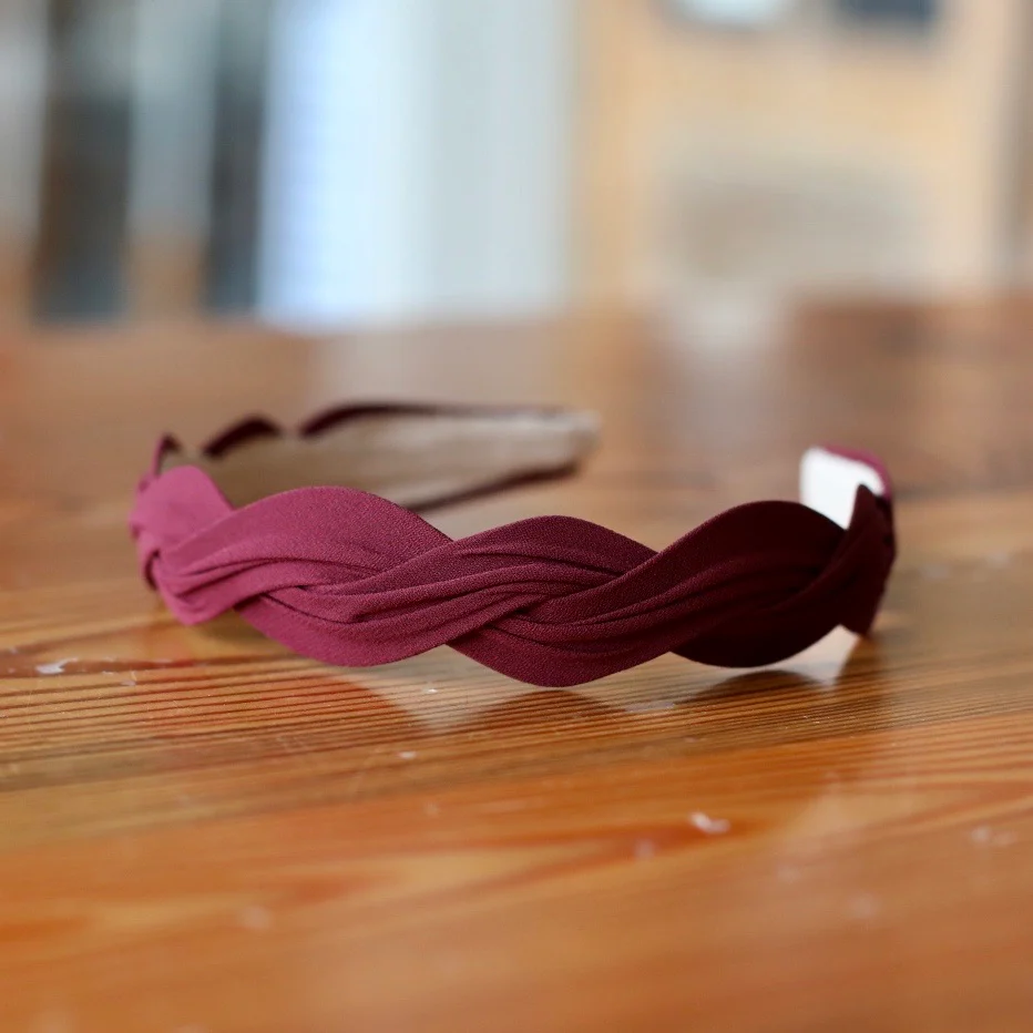 1459-ebonee-s-solid-headband-1.webp