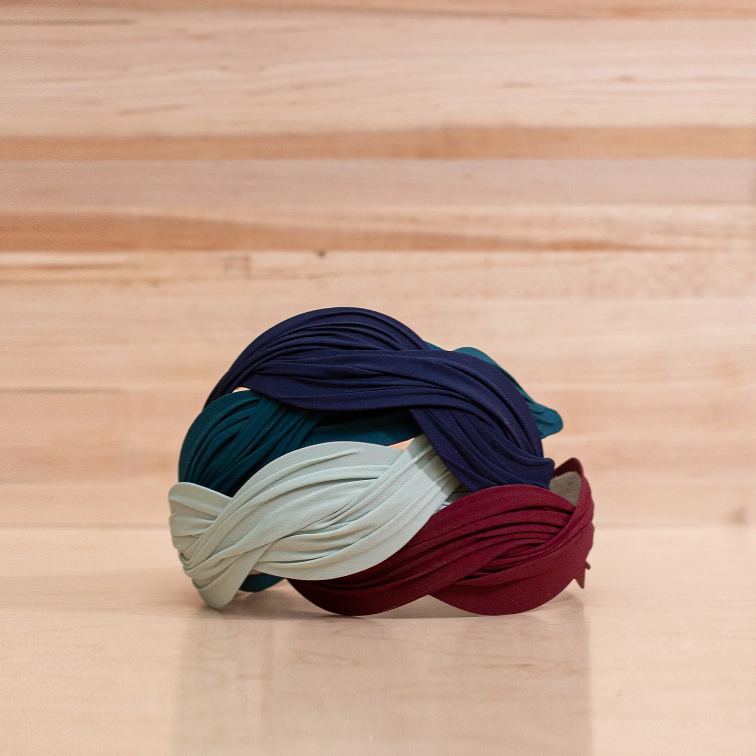 1487-emily-s-solid-headband-1.webp