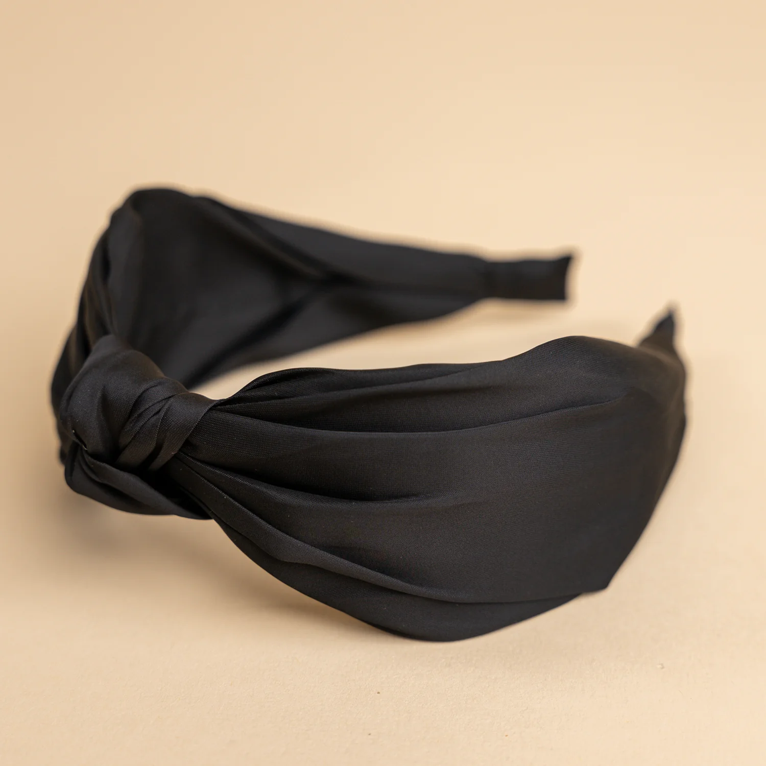 1498-erin-s-solid-top-knot-headband-1.webp