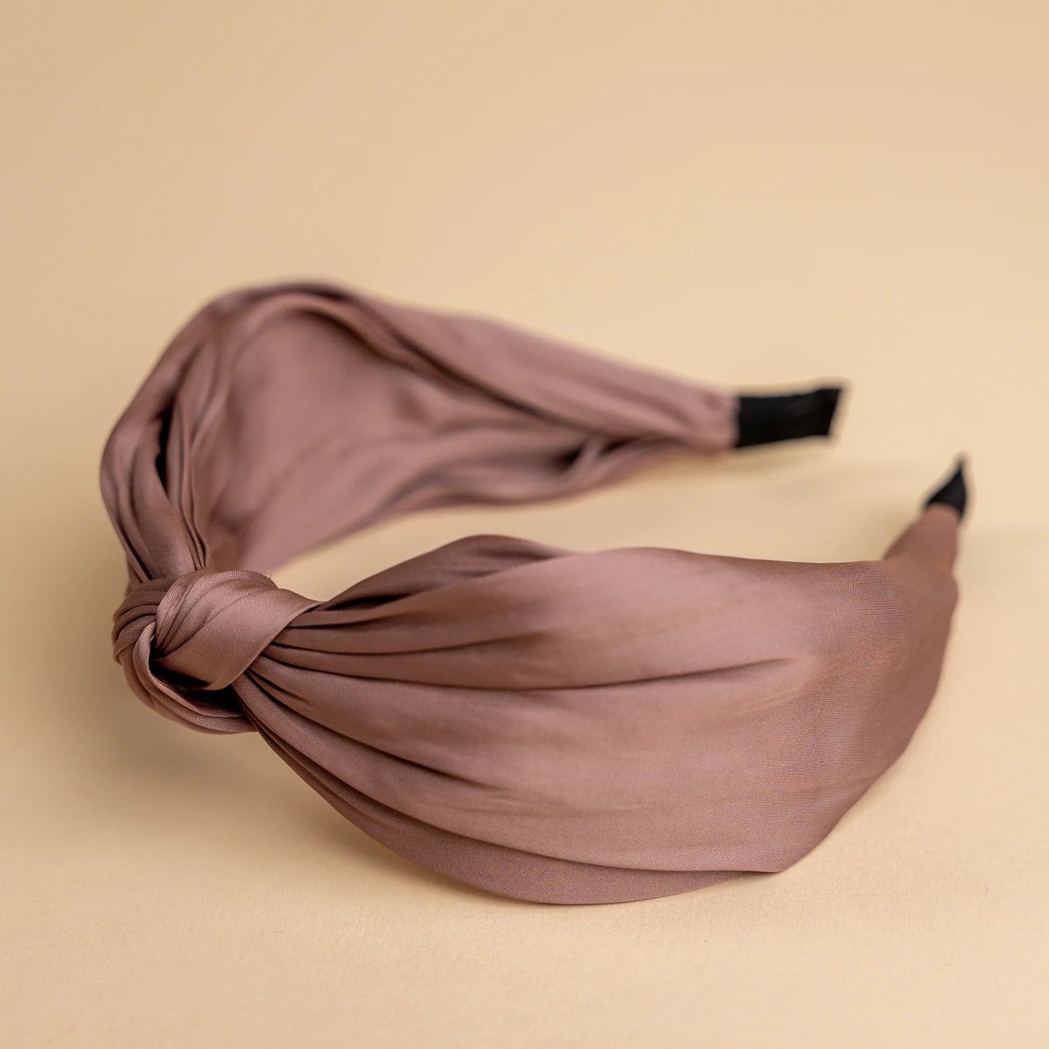 1498-erin-s-solid-top-knot-headband-1.webp