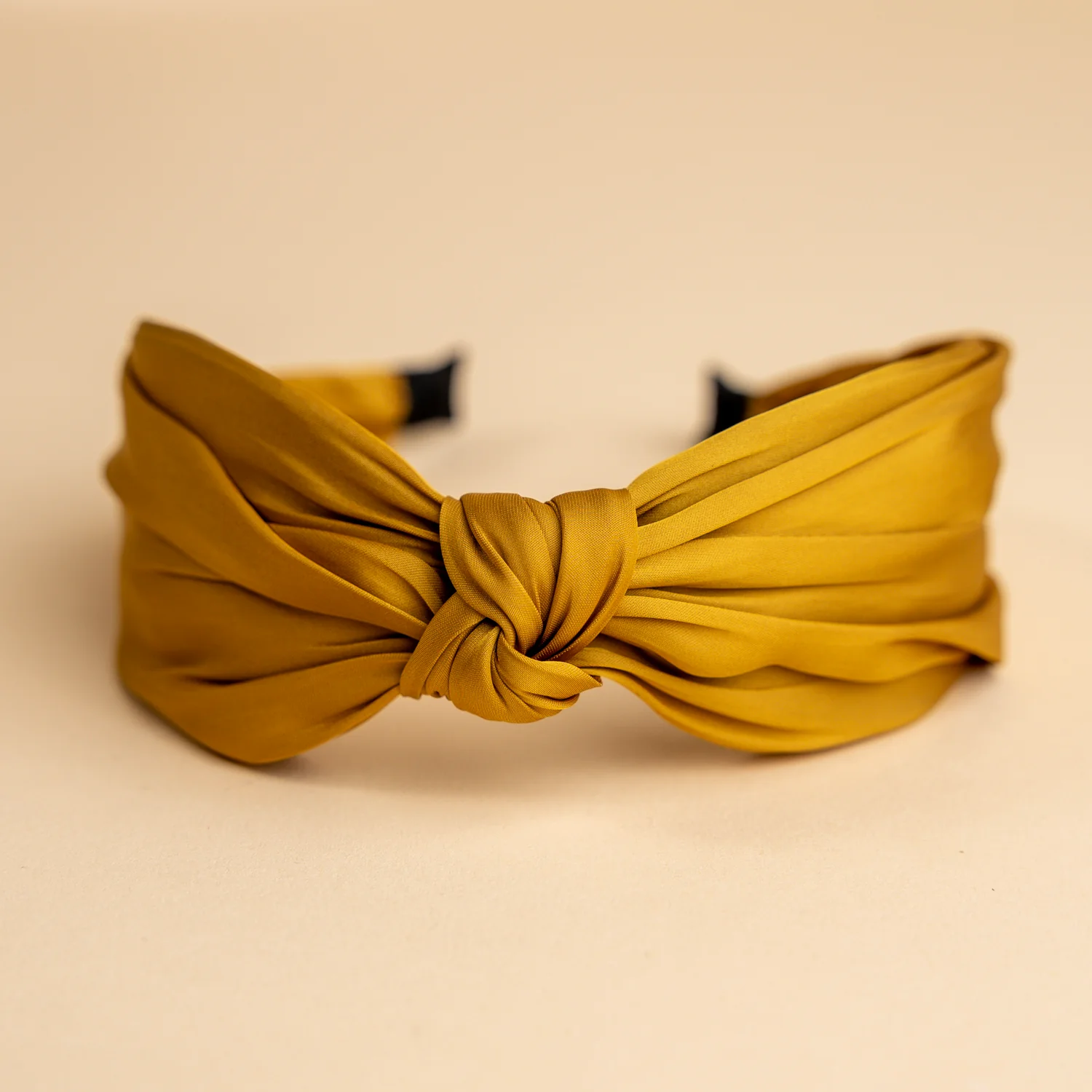 1498-erin-s-solid-top-knot-headband-1.webp