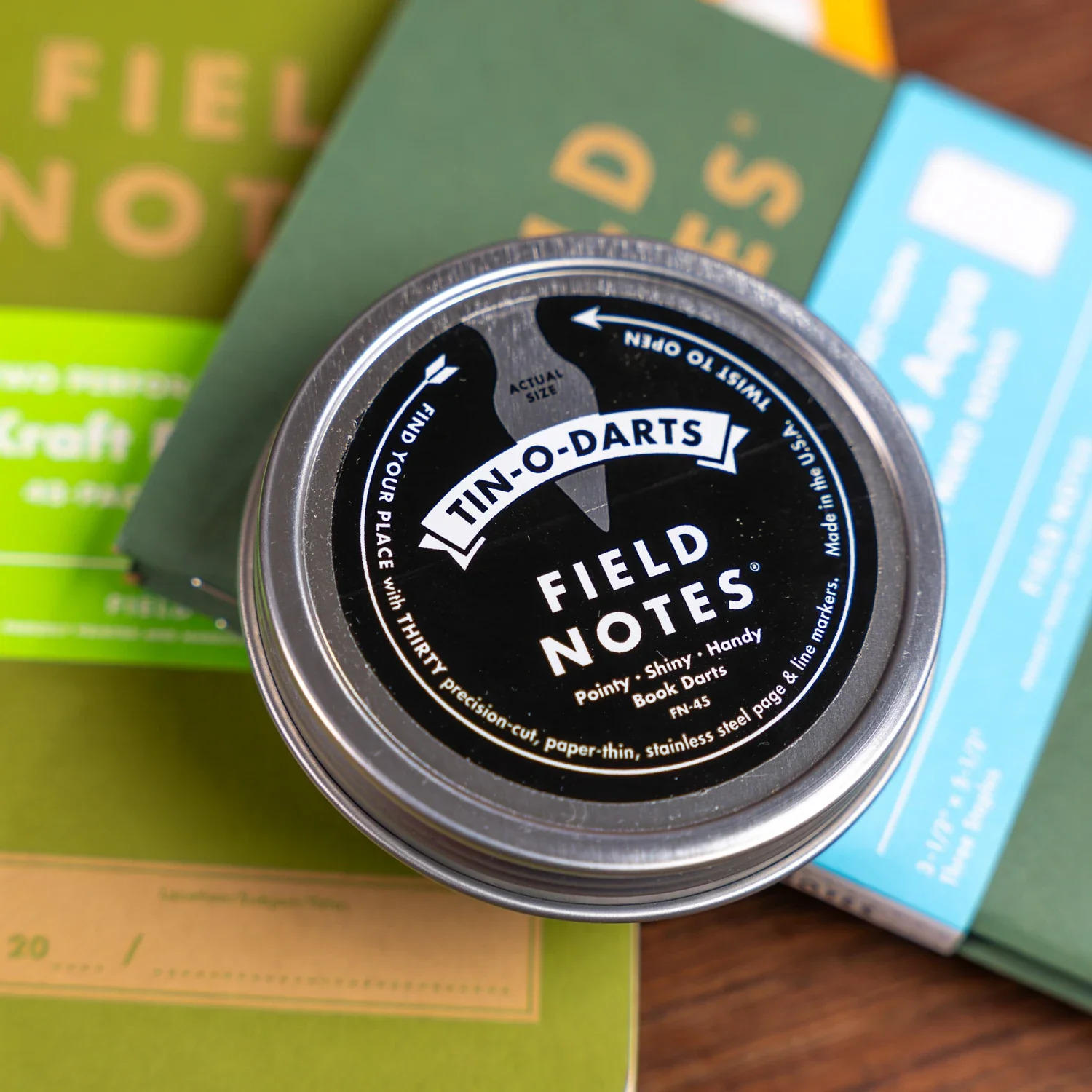 1557-field-notes-tin-o-darts-1.webp
