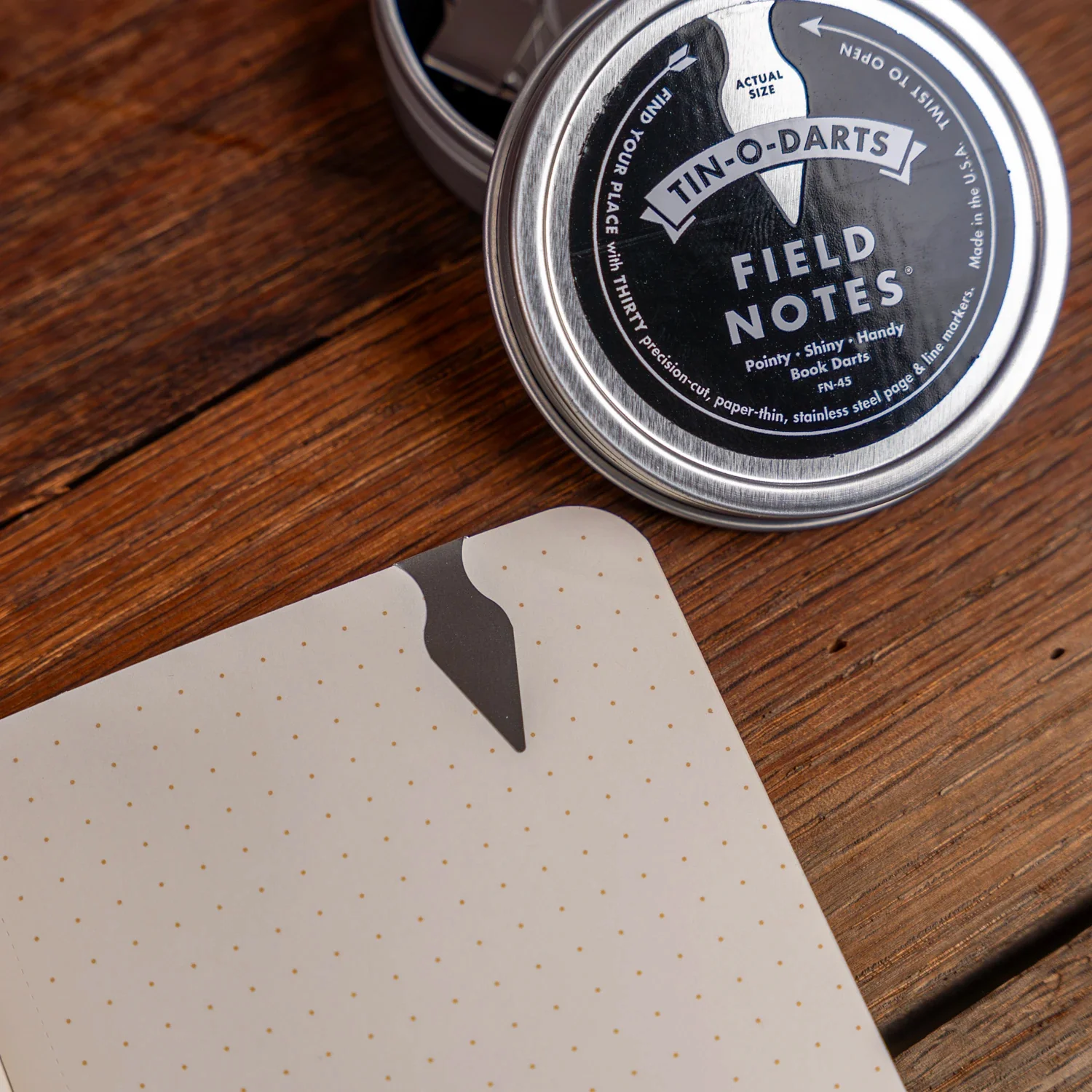 1557-field-notes-tin-o-darts-1.webp