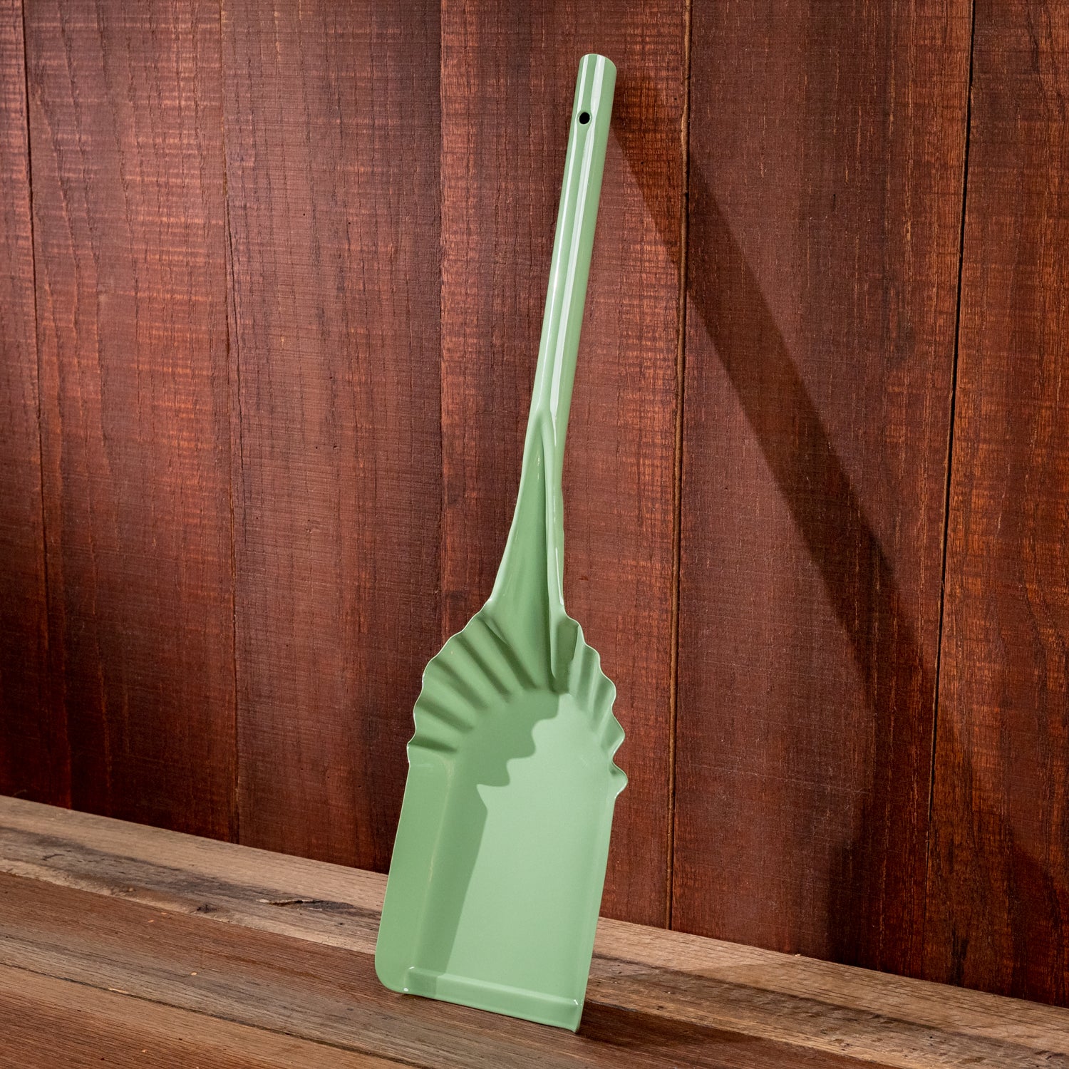 1566-fire-shovel-1.webp