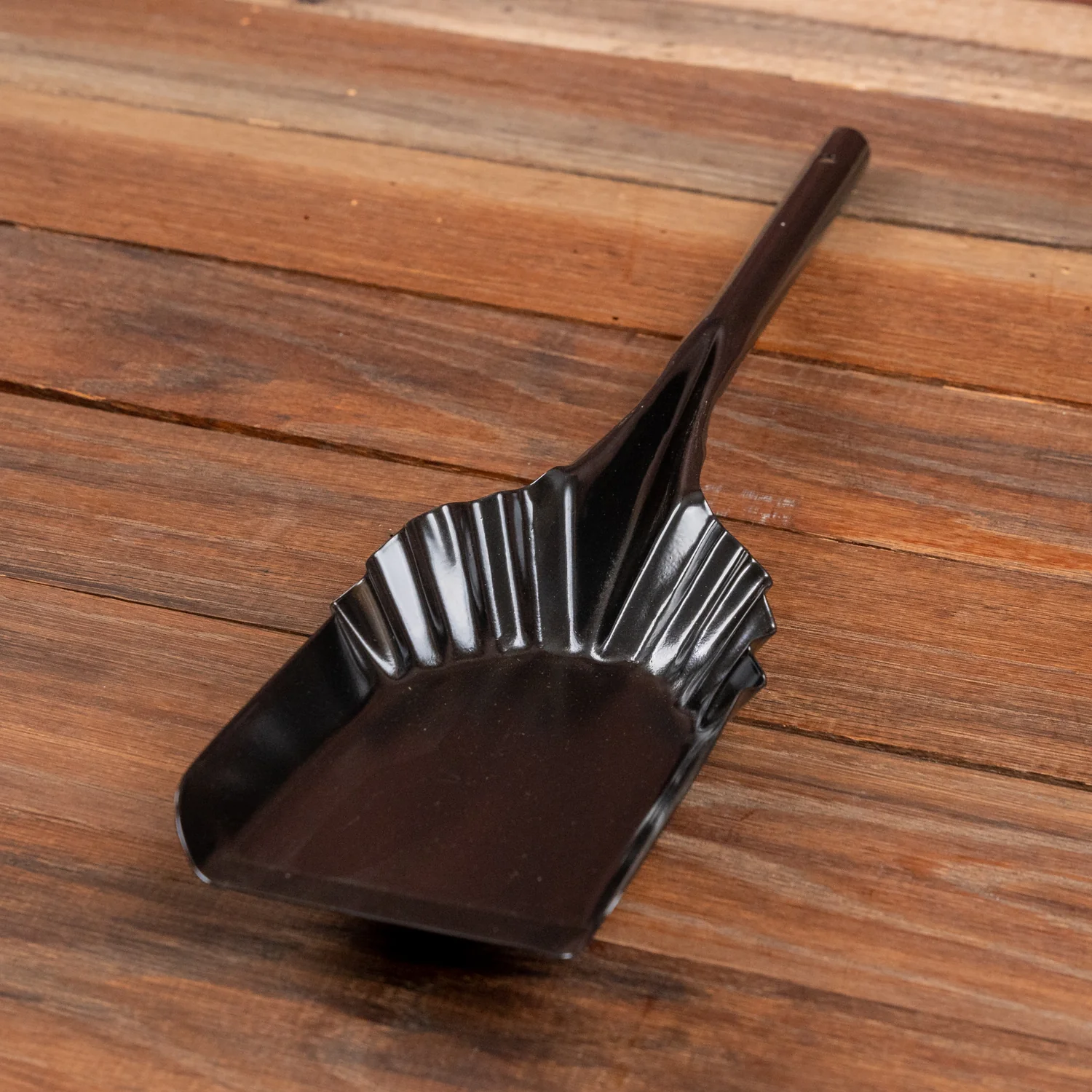 1566-fire-shovel-1.webp