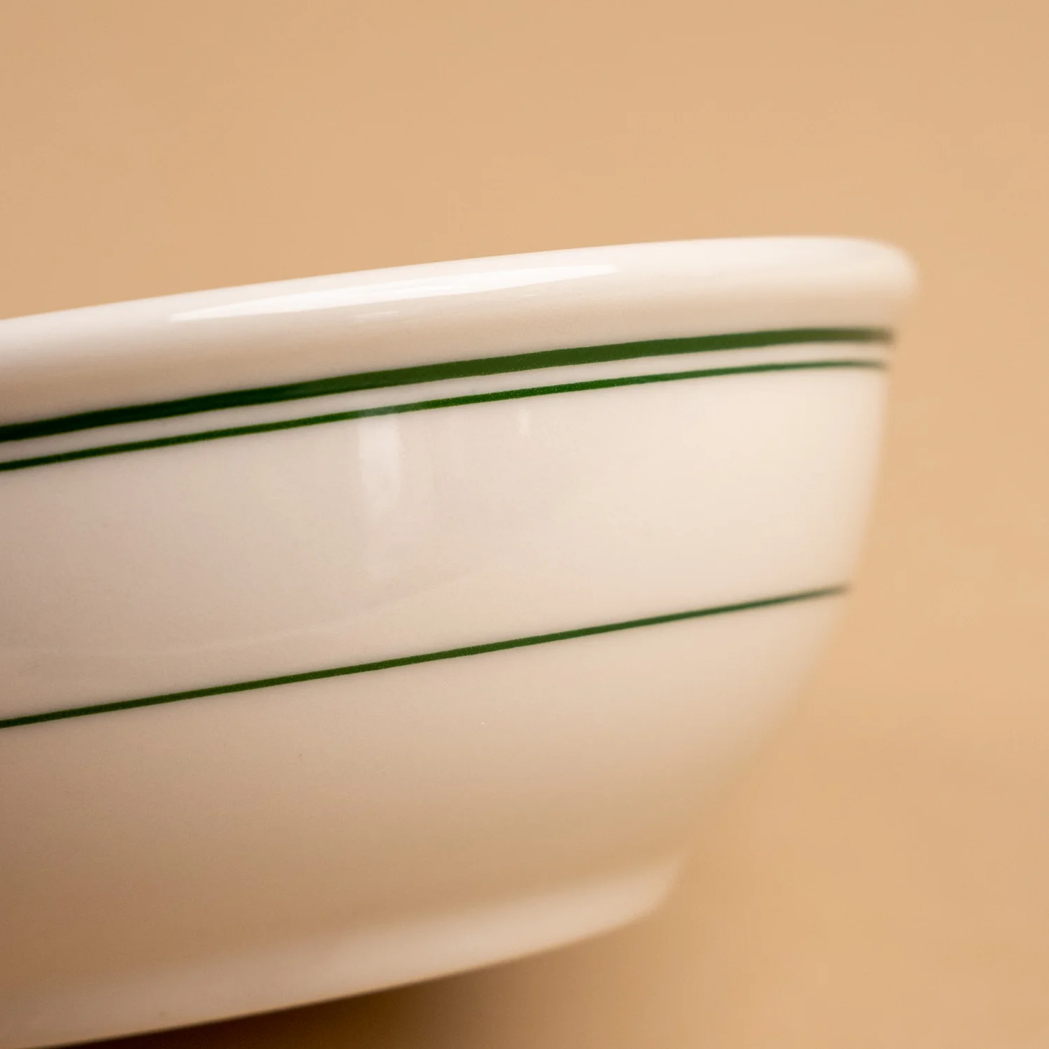 1658-green-band-nappy-bowl-1.webp
