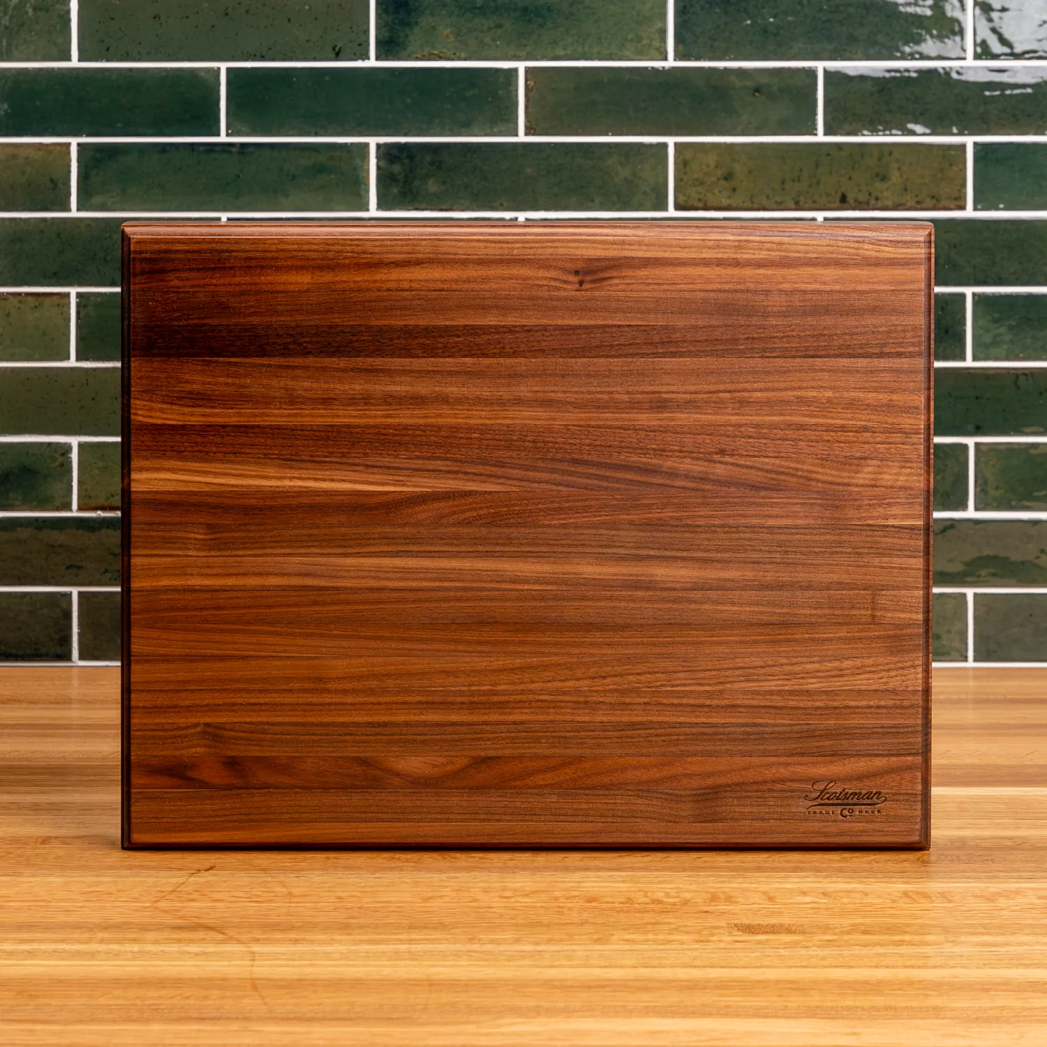 176-walnut-classic-butcher-block-1.webp