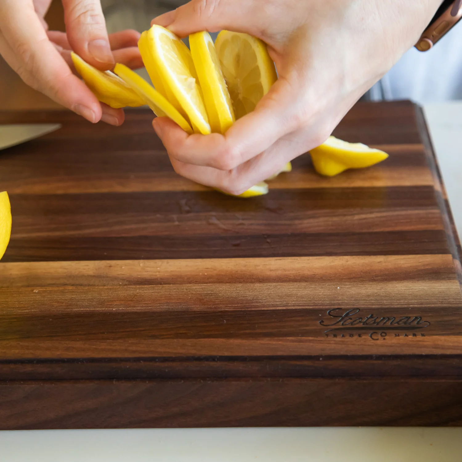 176-walnut-classic-butcher-block-1.webp