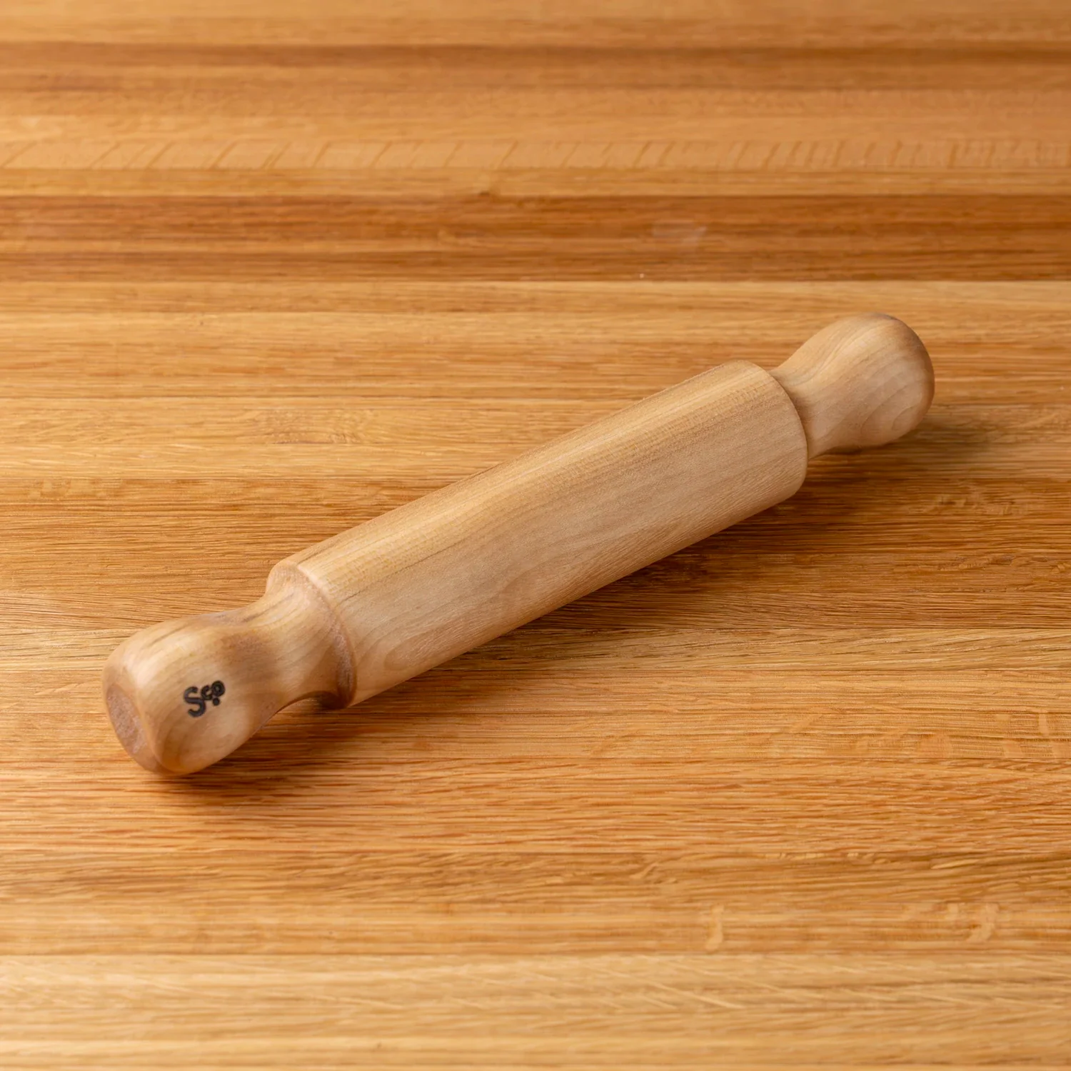 184-mini-traditional-rolling-pin-1.webp