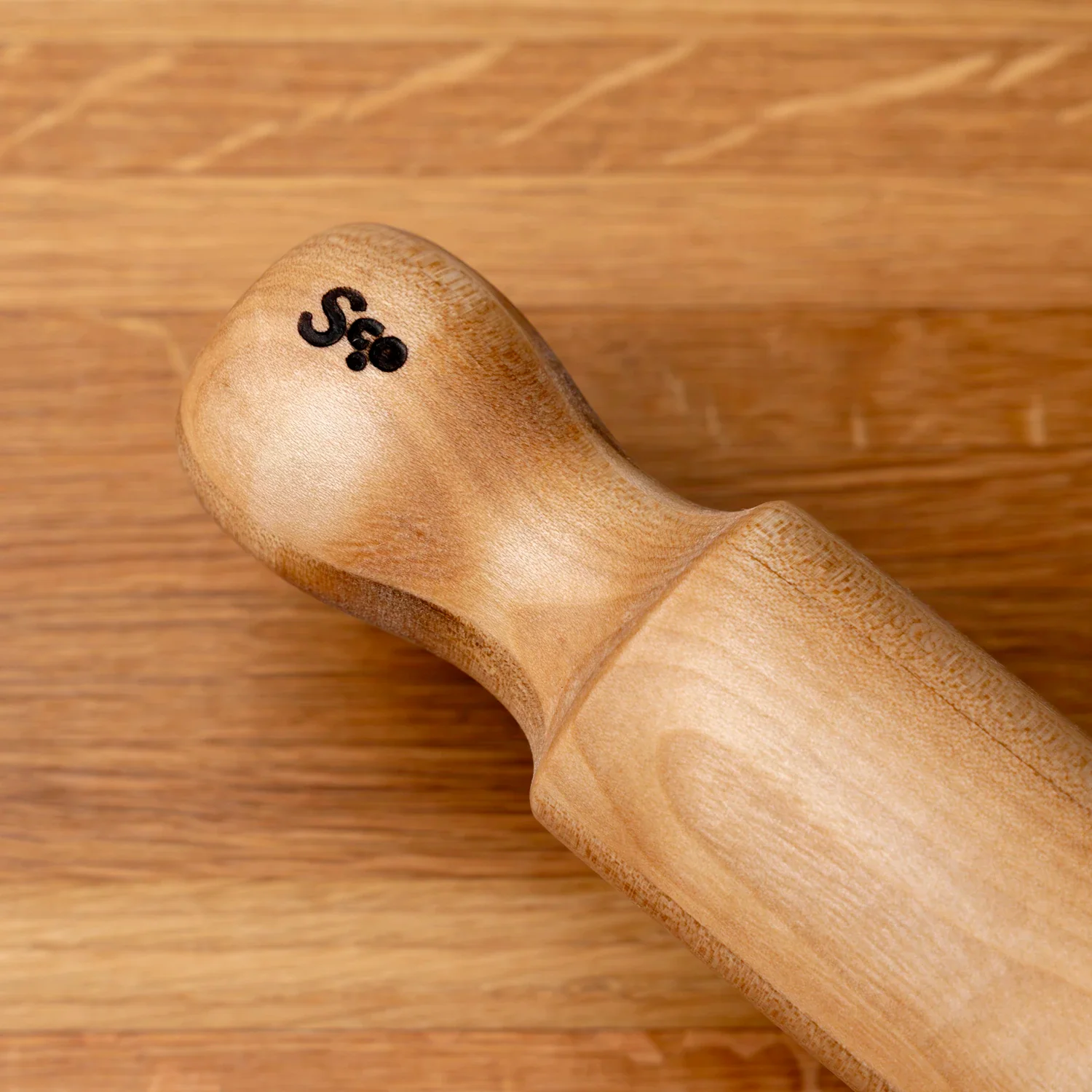 184-mini-traditional-rolling-pin-1.webp