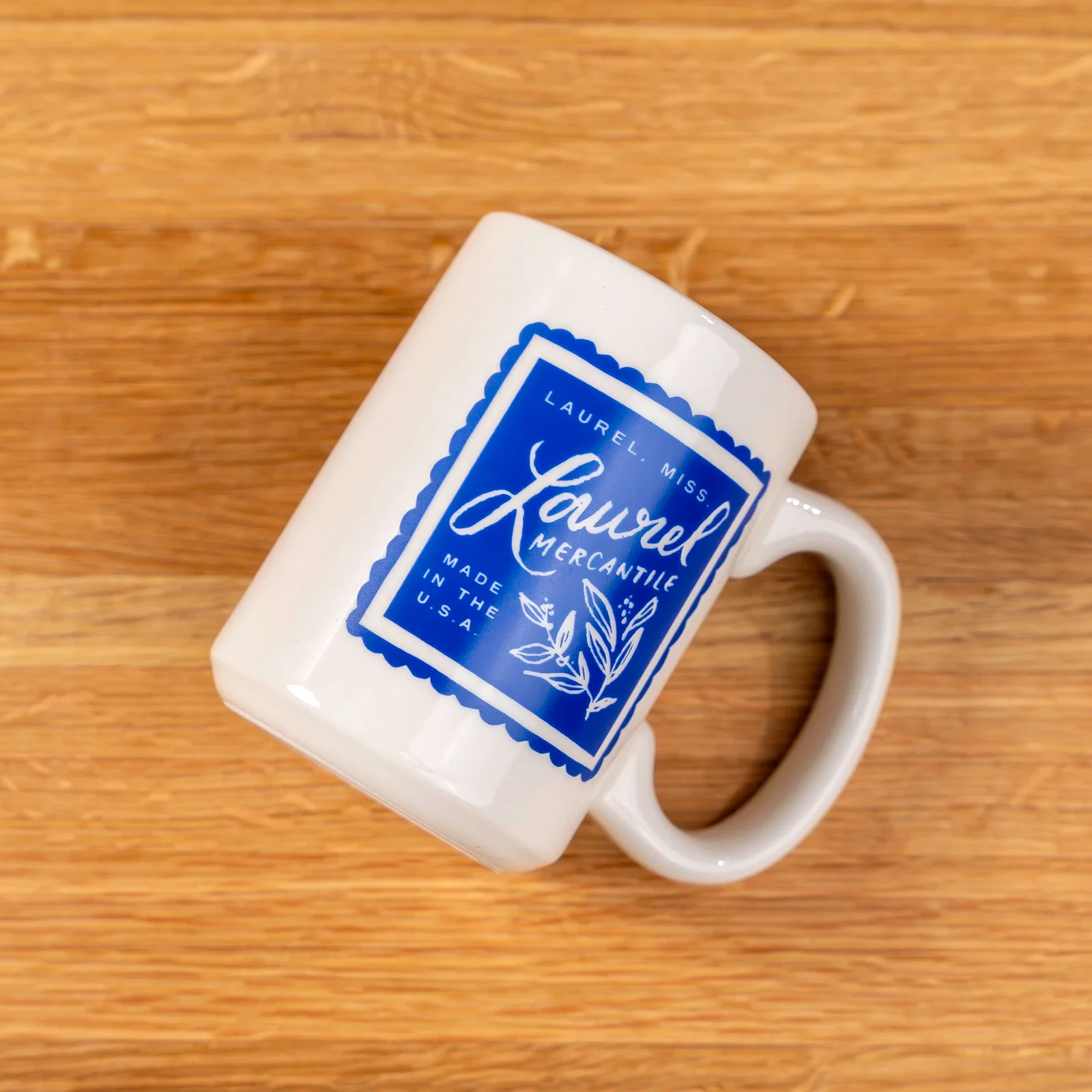 1895-laurel-stamp-mug-1.webp