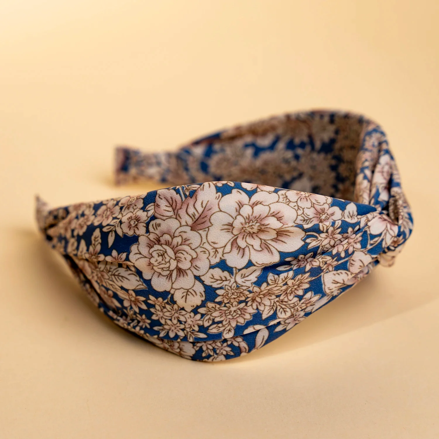 2030-lucy-s-heirloom-floral-headband-1.webp