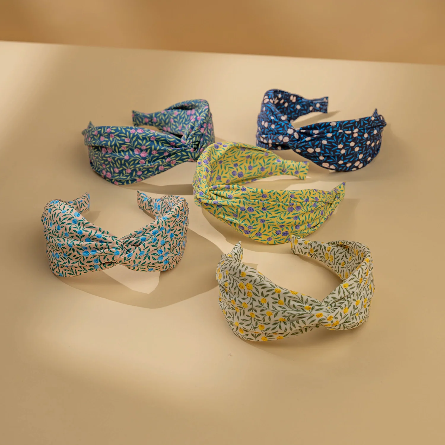 Lucy's Lantana Floral Headband