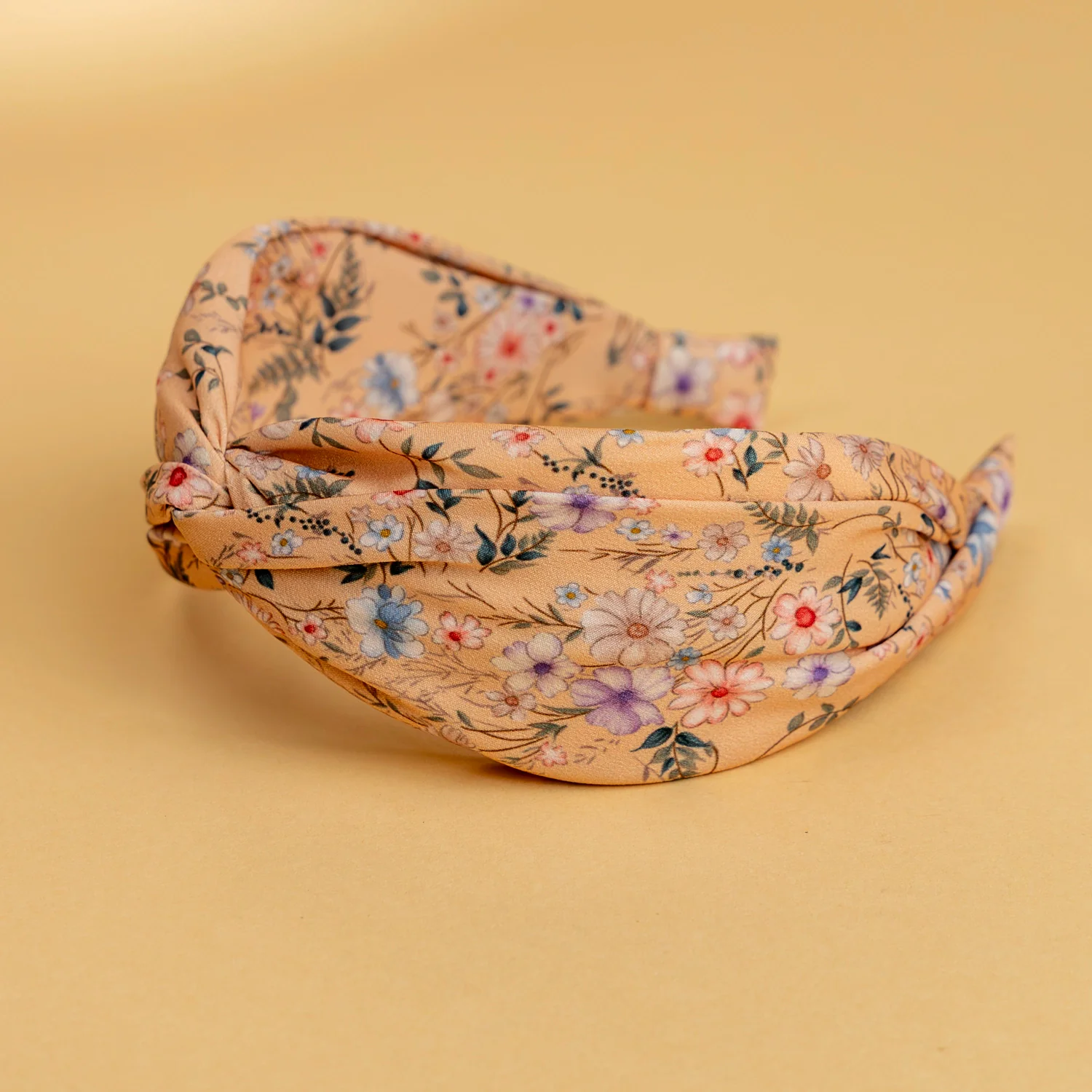 2054-lucy-s-perennial-floral-headband-1.webp