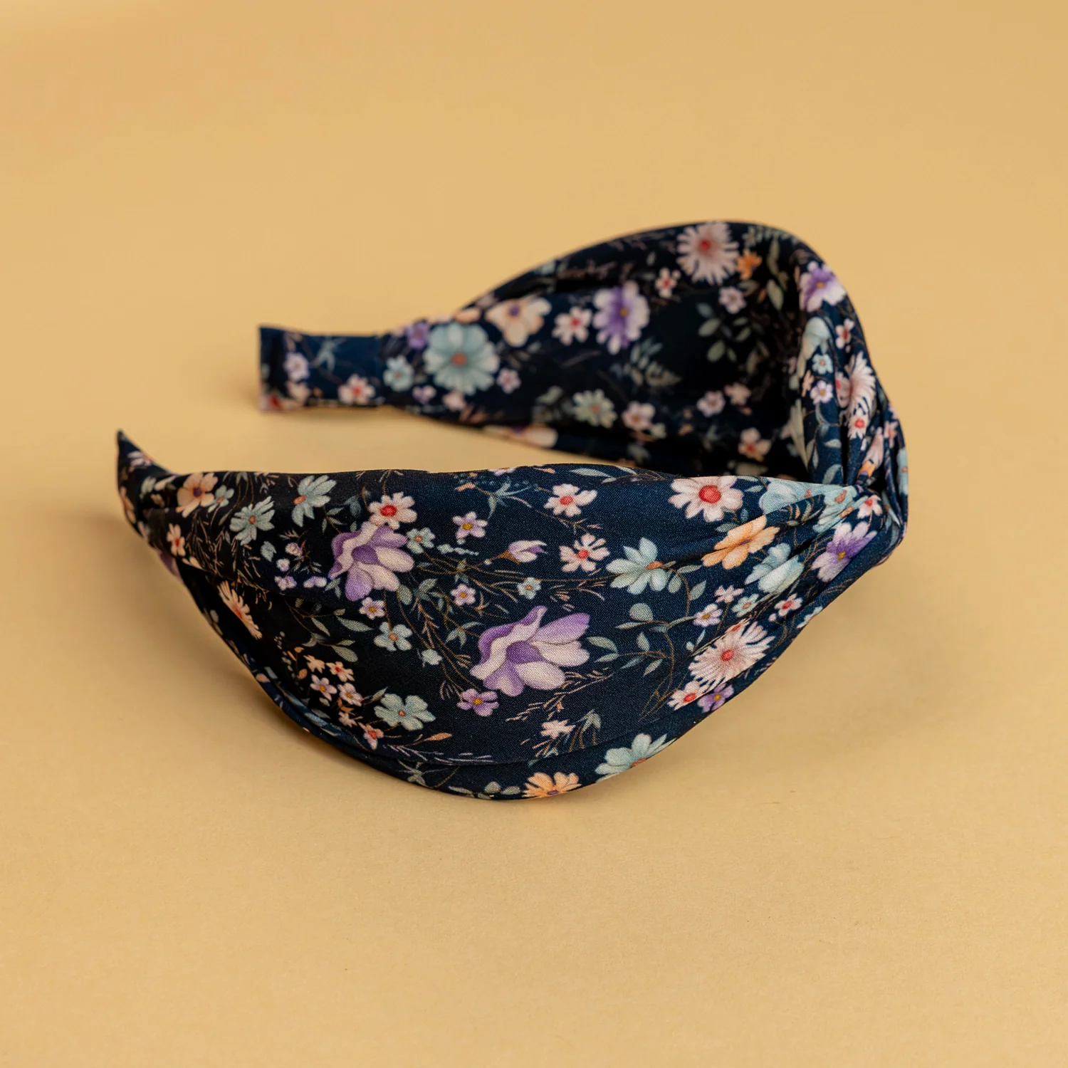2054-lucy-s-perennial-floral-headband-1.webp