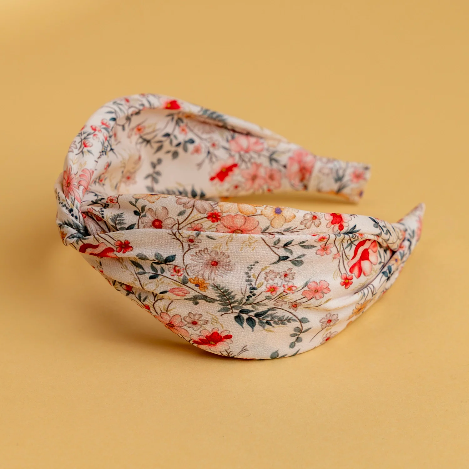 2054-lucy-s-perennial-floral-headband-1.webp
