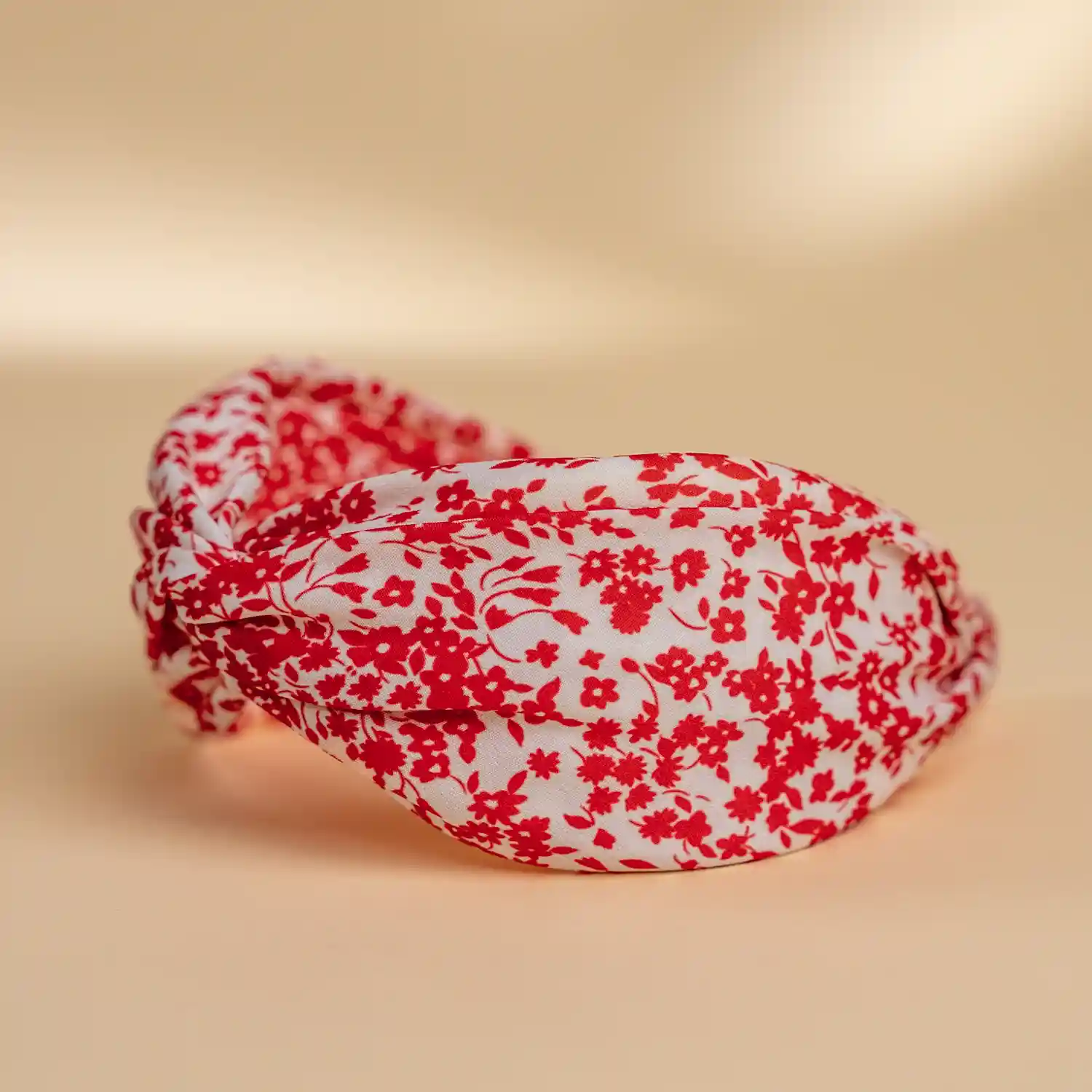 2058-lucy-s-simple-floral-headband-1.webp