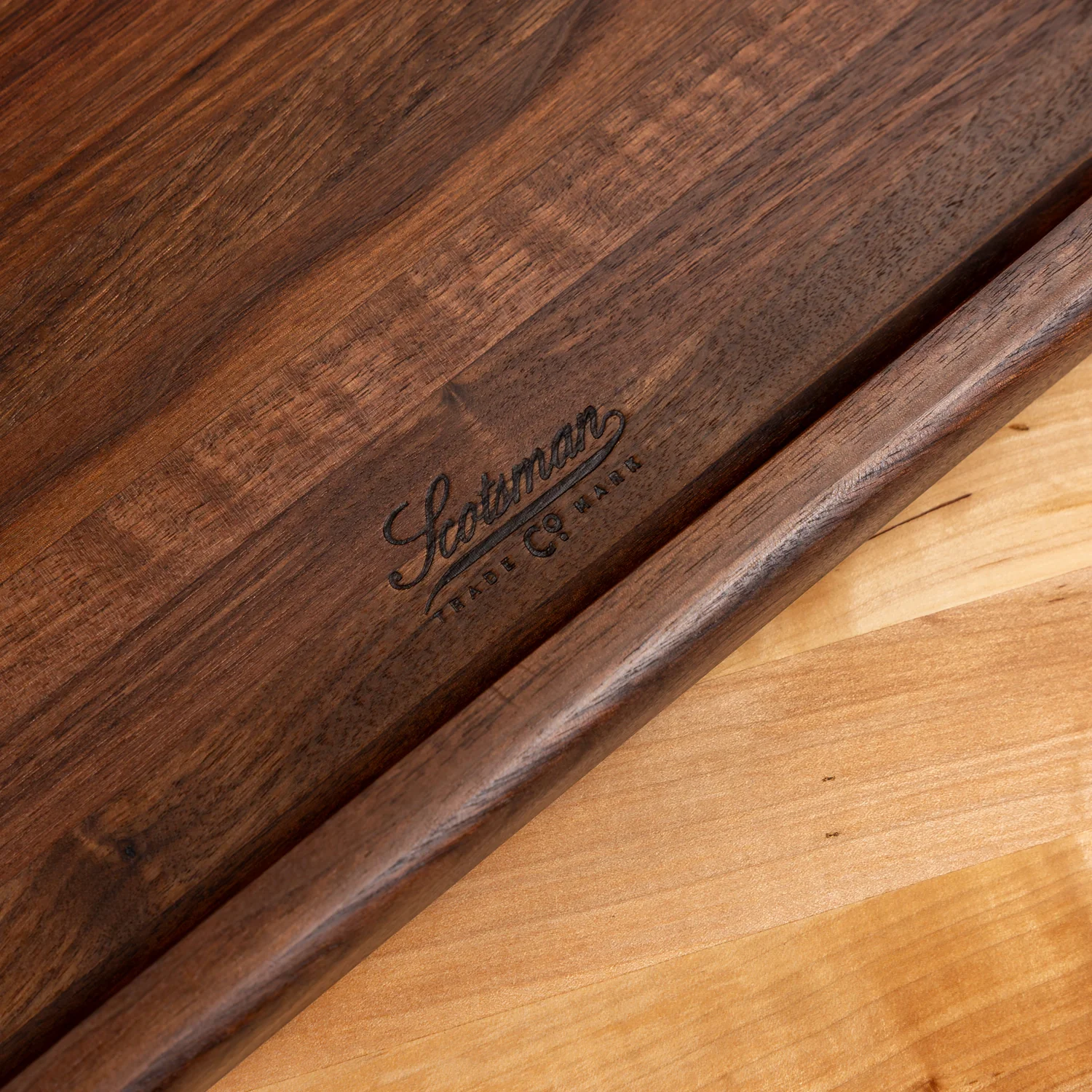 249-walnut-carving-block-1.webp