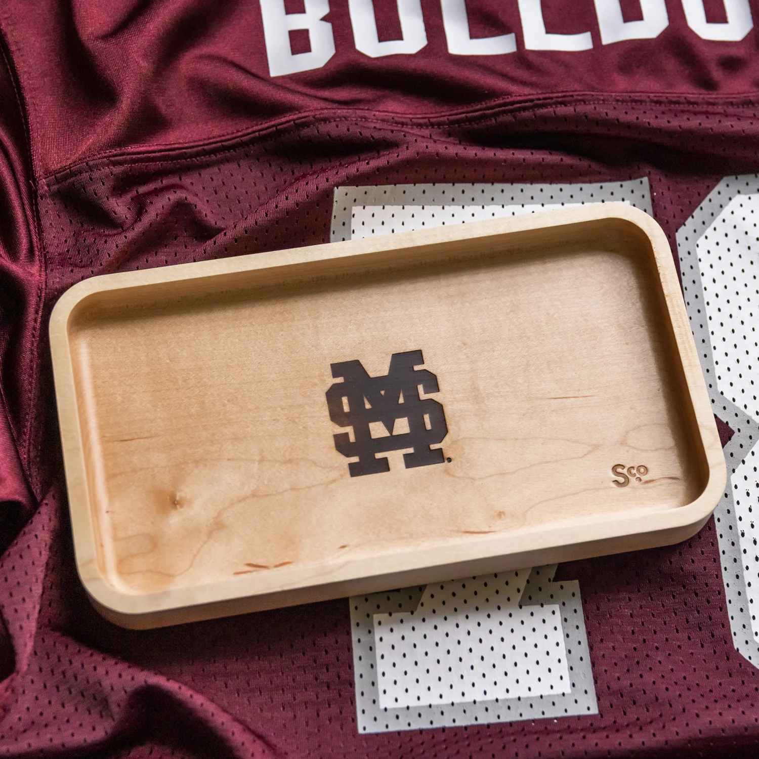2781-maple-mississippi-state-wooden-valet-1.jpg
