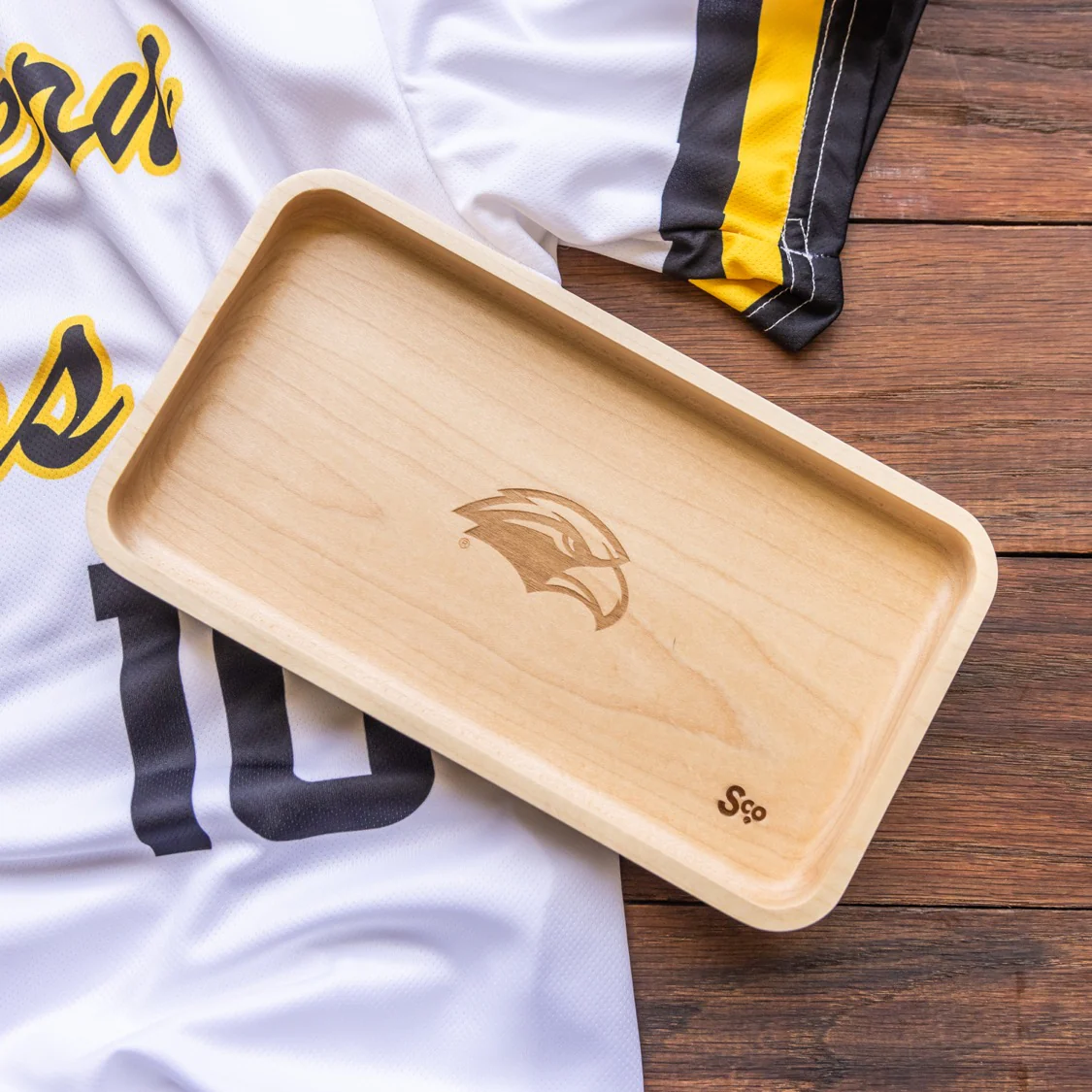 Maple Southern Miss Wooden Valet