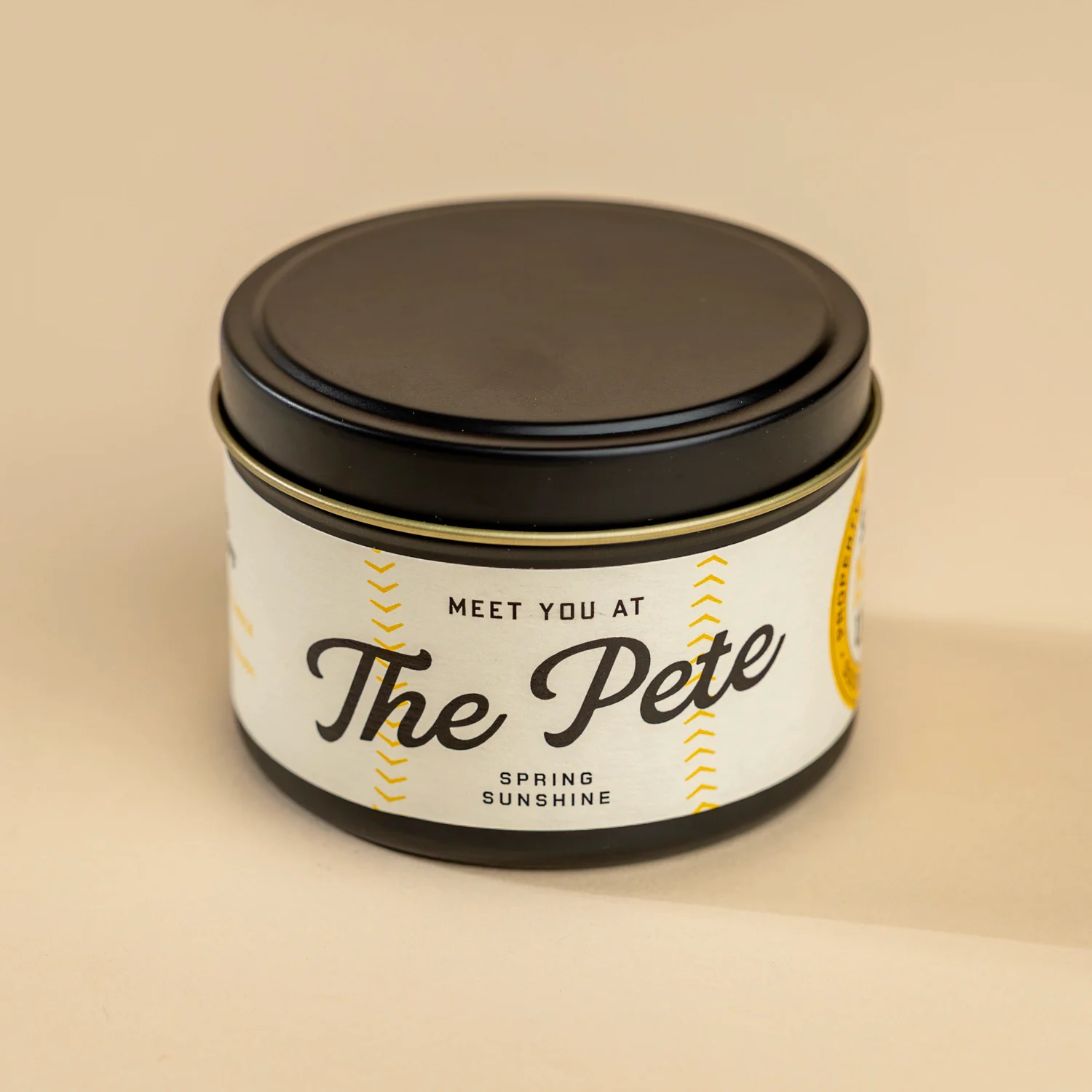 2822-meet-you-at-the-pete-5-oz-candle-1.webp