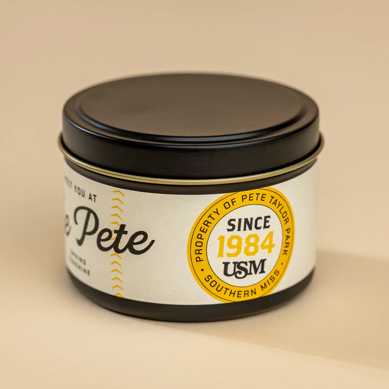 2822-meet-you-at-the-pete-5-oz-candle-1.webp