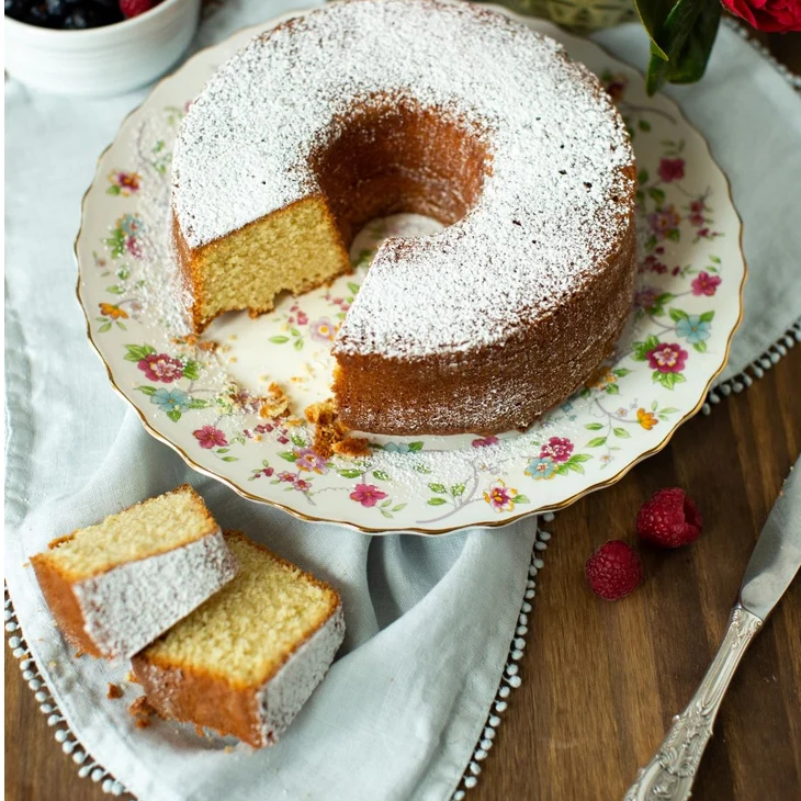 2930-old-school-brand-classic-pound-cake-mix-1.webp