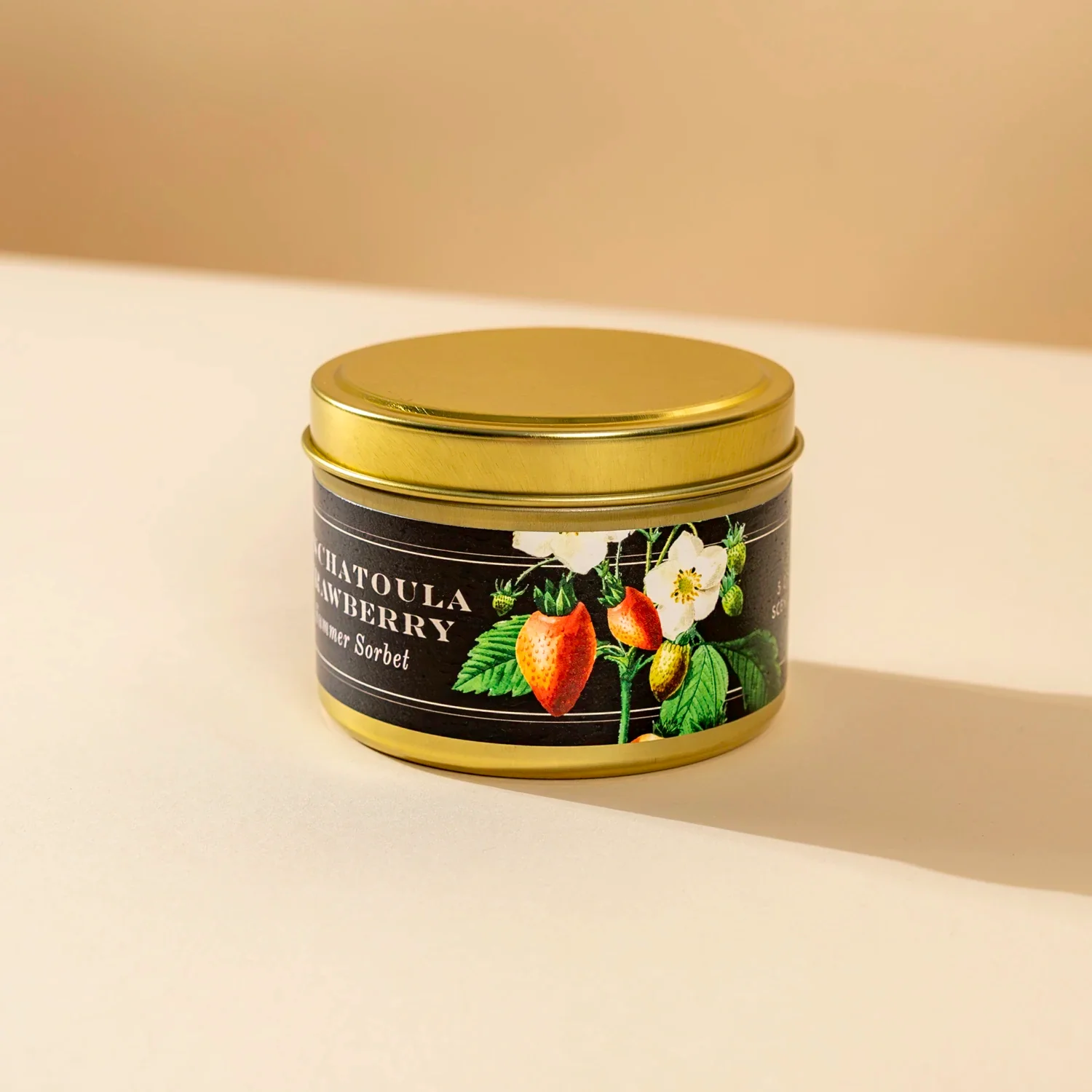 3012-ponchatoula-strawberry-5-oz-candle-1.webp