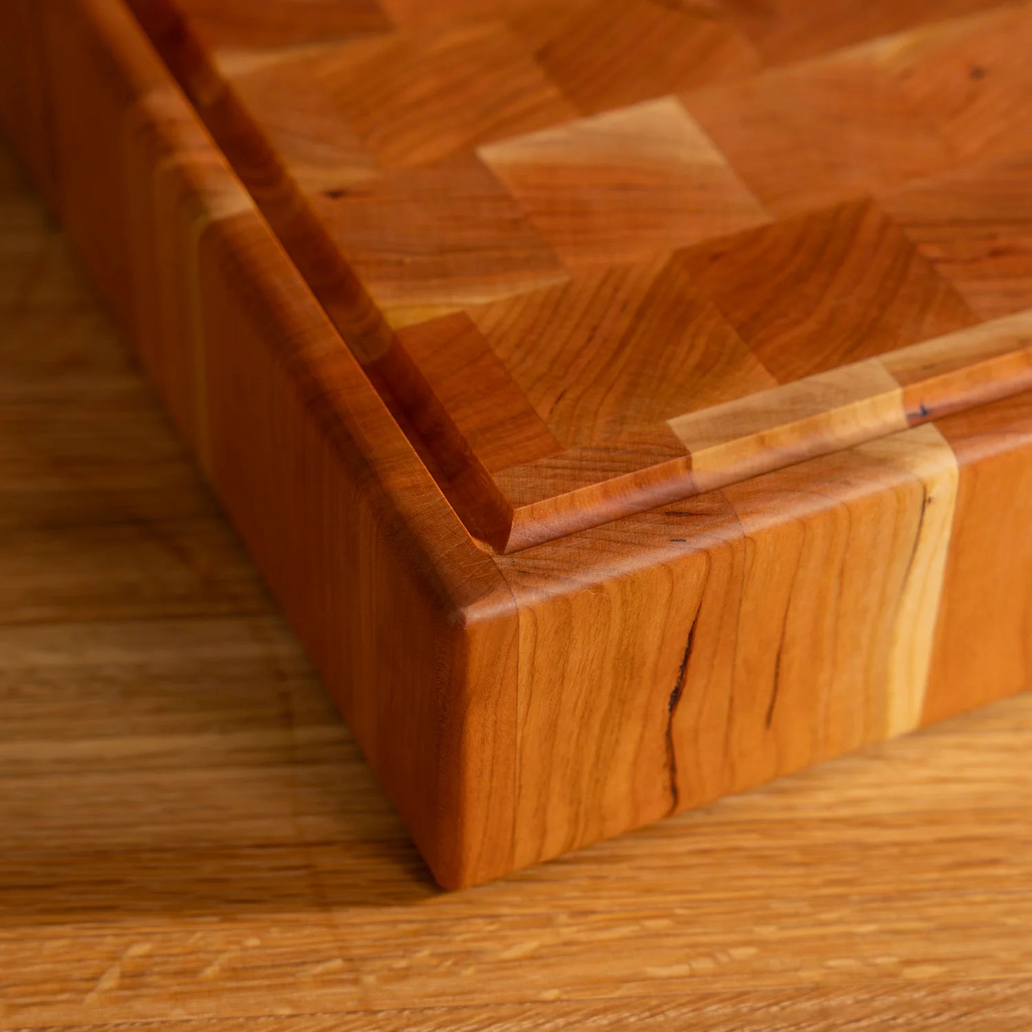 306-cherry-end-grain-square-butcher-block-with-juice-groove-1.webp