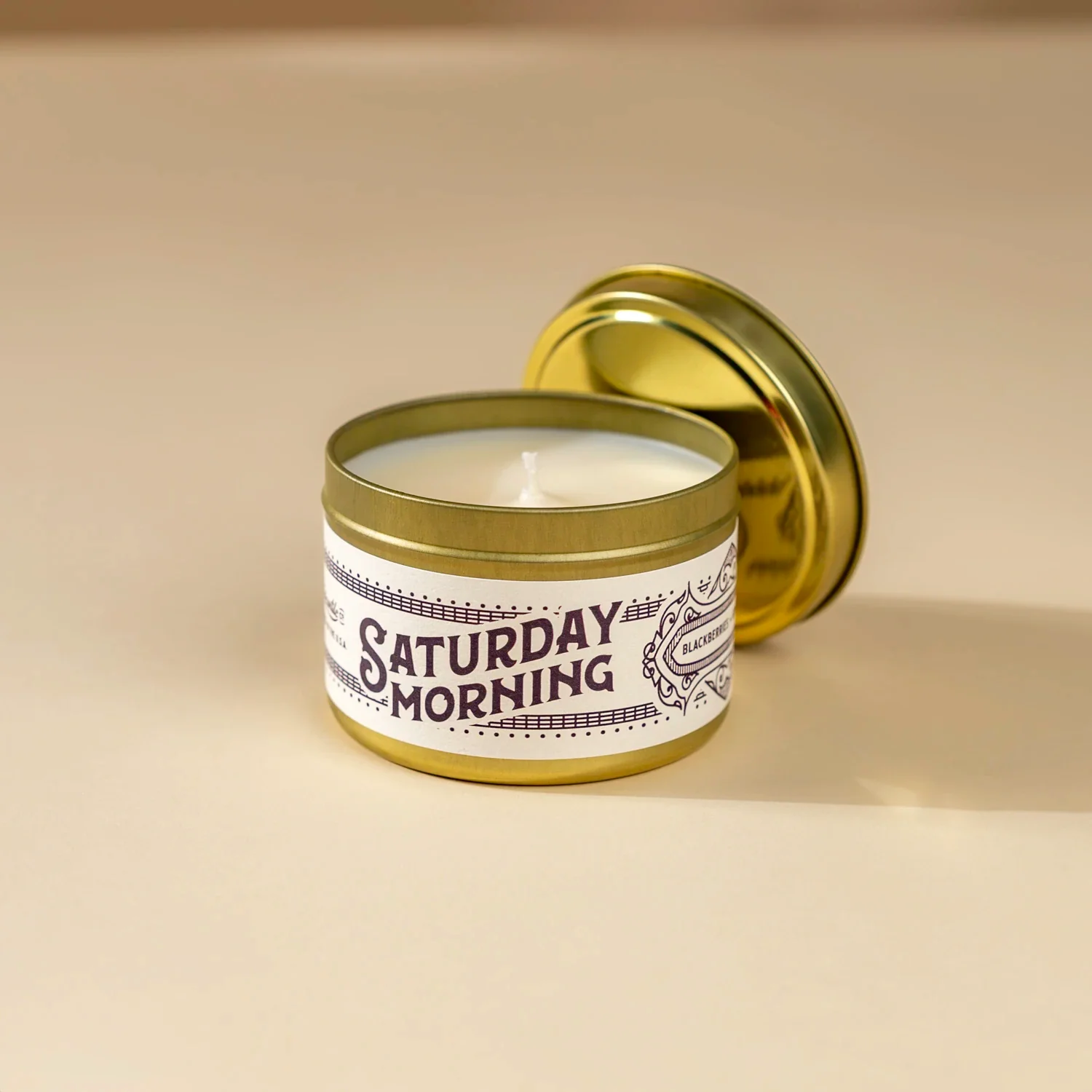 3303-saturday-morning-5-oz-candle-1.webp