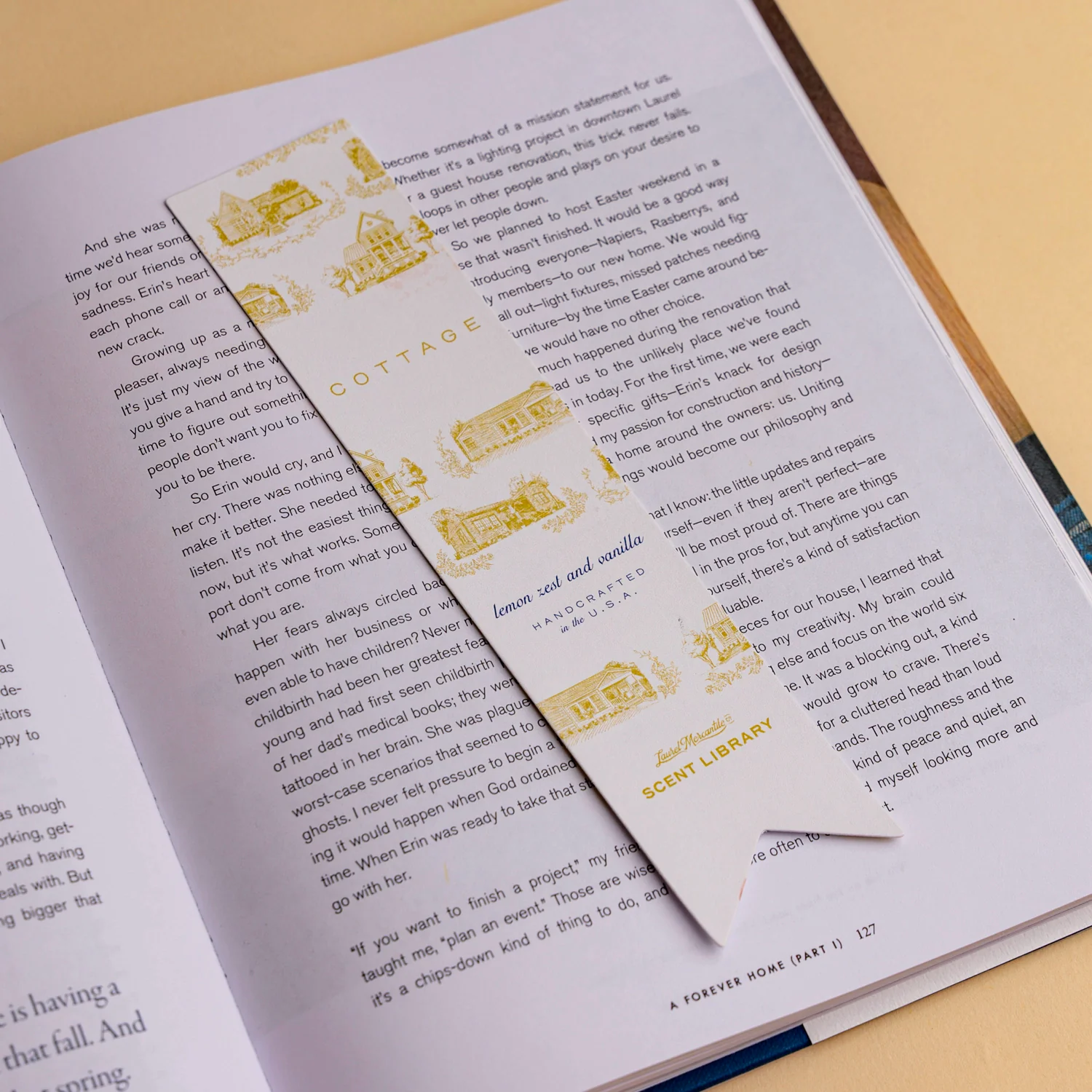 3337-scented-bookmark-architecture-collection-1.webp