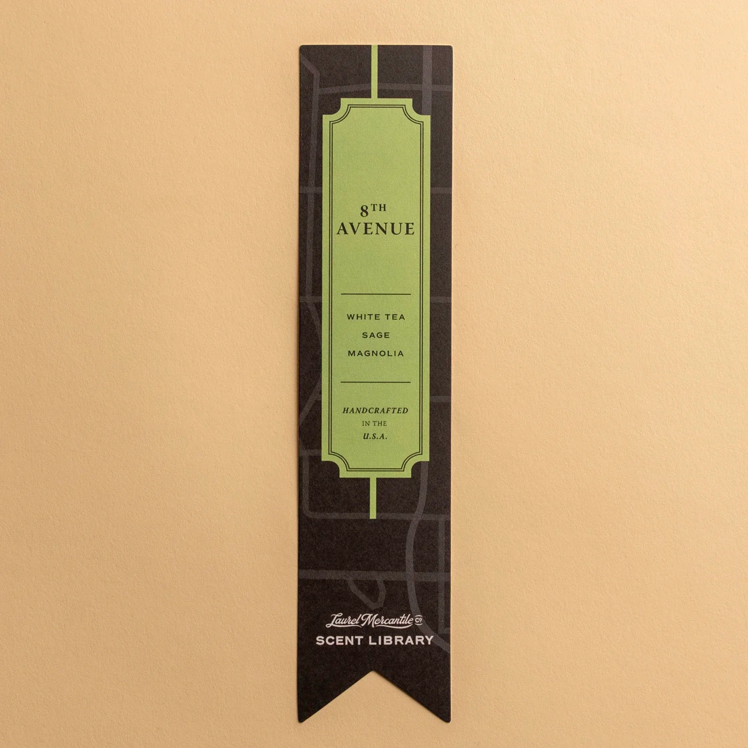 3344-scented-bookmark-avenues-collection-1.webp