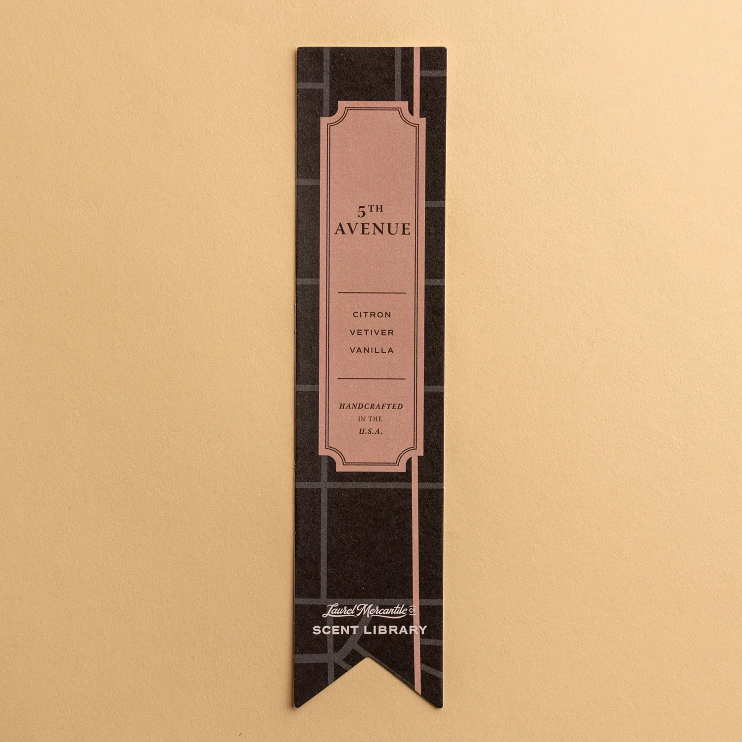 3344-scented-bookmark-avenues-collection-1.webp