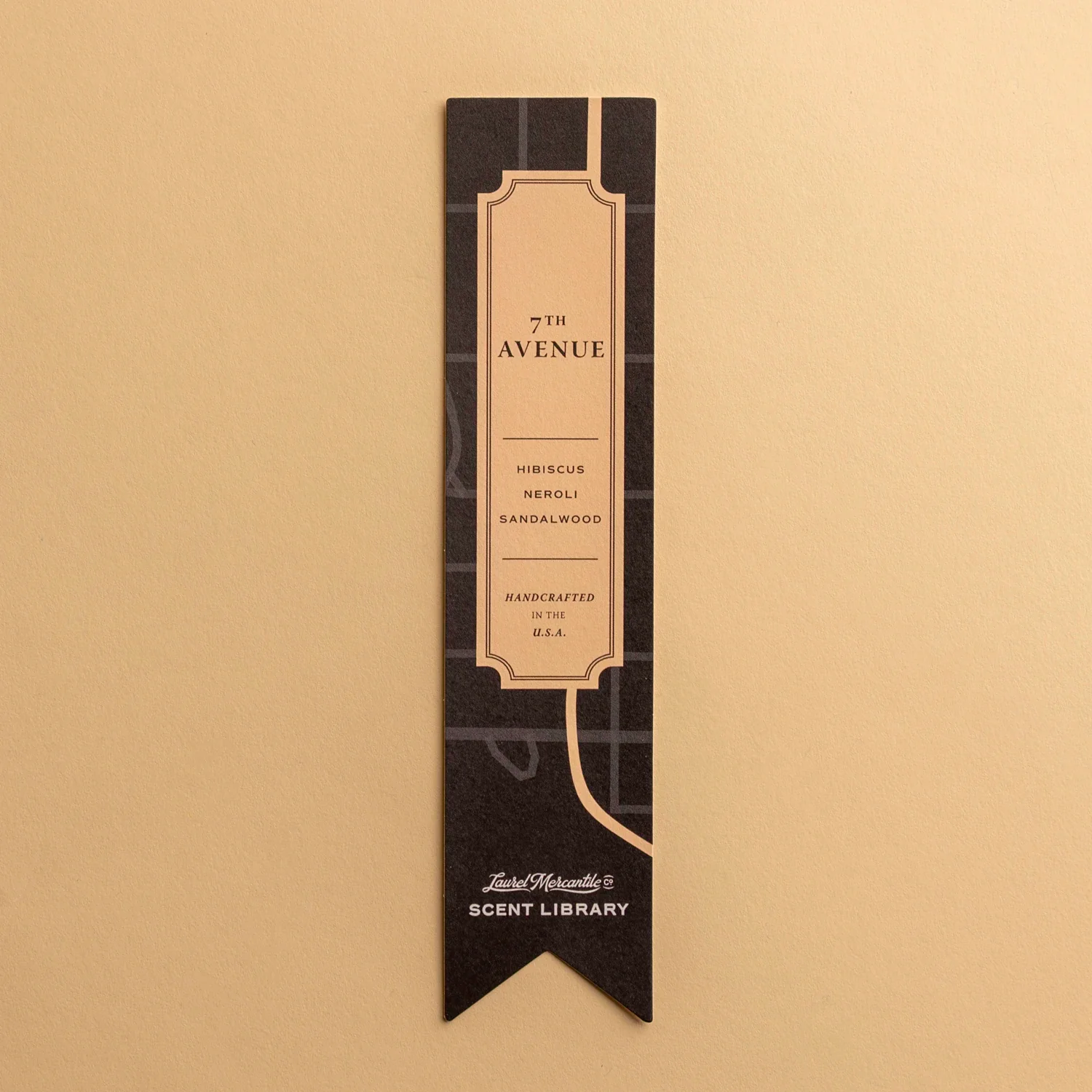 3344-scented-bookmark-avenues-collection-1.webp