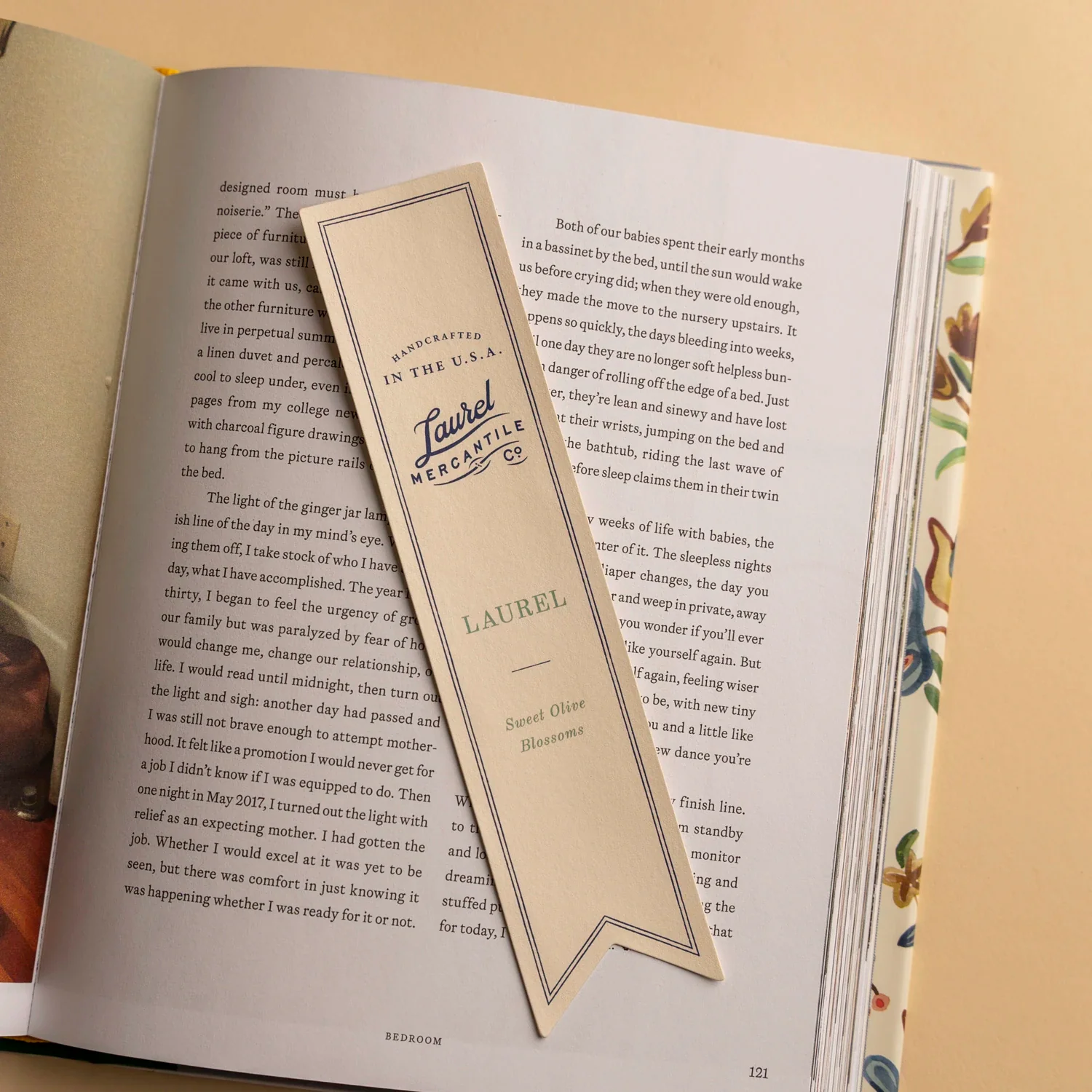 3351-scented-bookmark-classics-collection-1.webp
