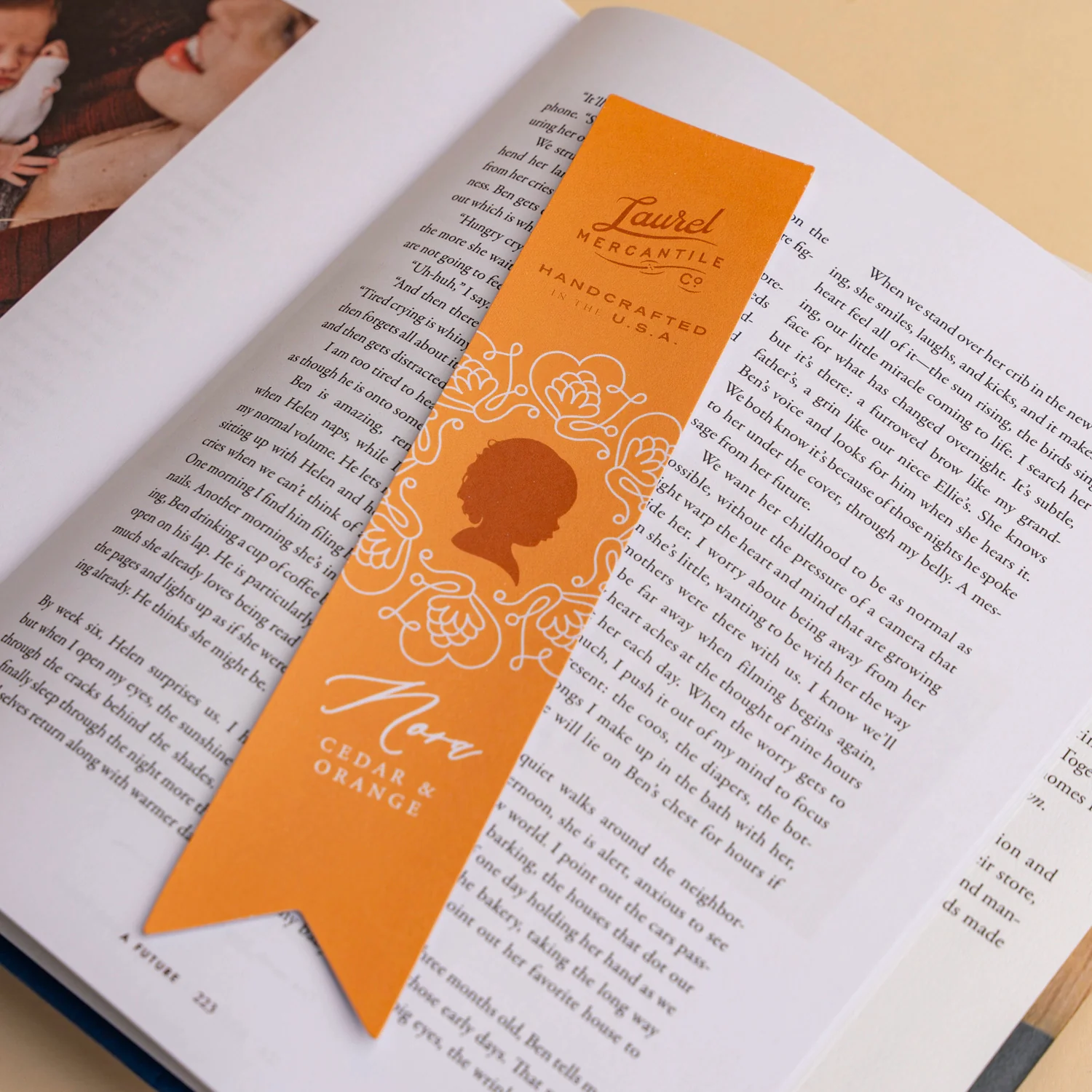 3356-scented-bookmark-daughters-collection-1.webp