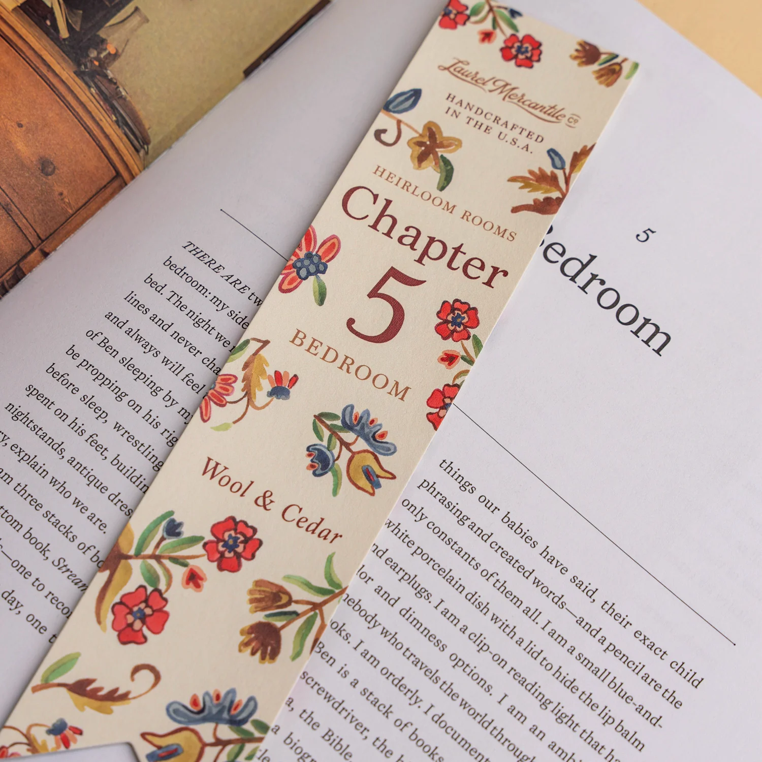 3374-scented-bookmark-heirloom-rooms-collection-1.webp