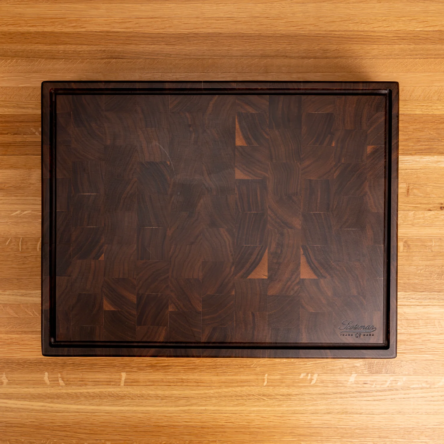 353-walnut-end-grain-rectangle-butcher-block-with-juice-groove-1.webp