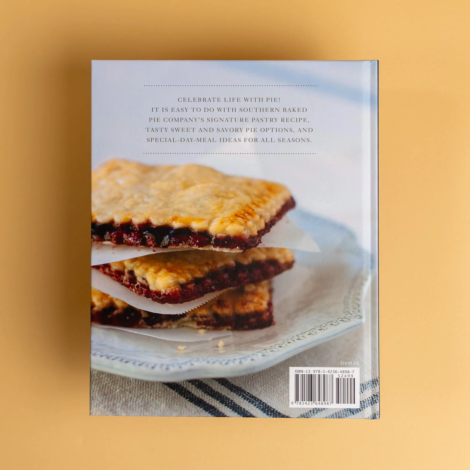 3543-southern-baked-celebrating-life-with-pie-by-amanda-wilbanks-1.webp