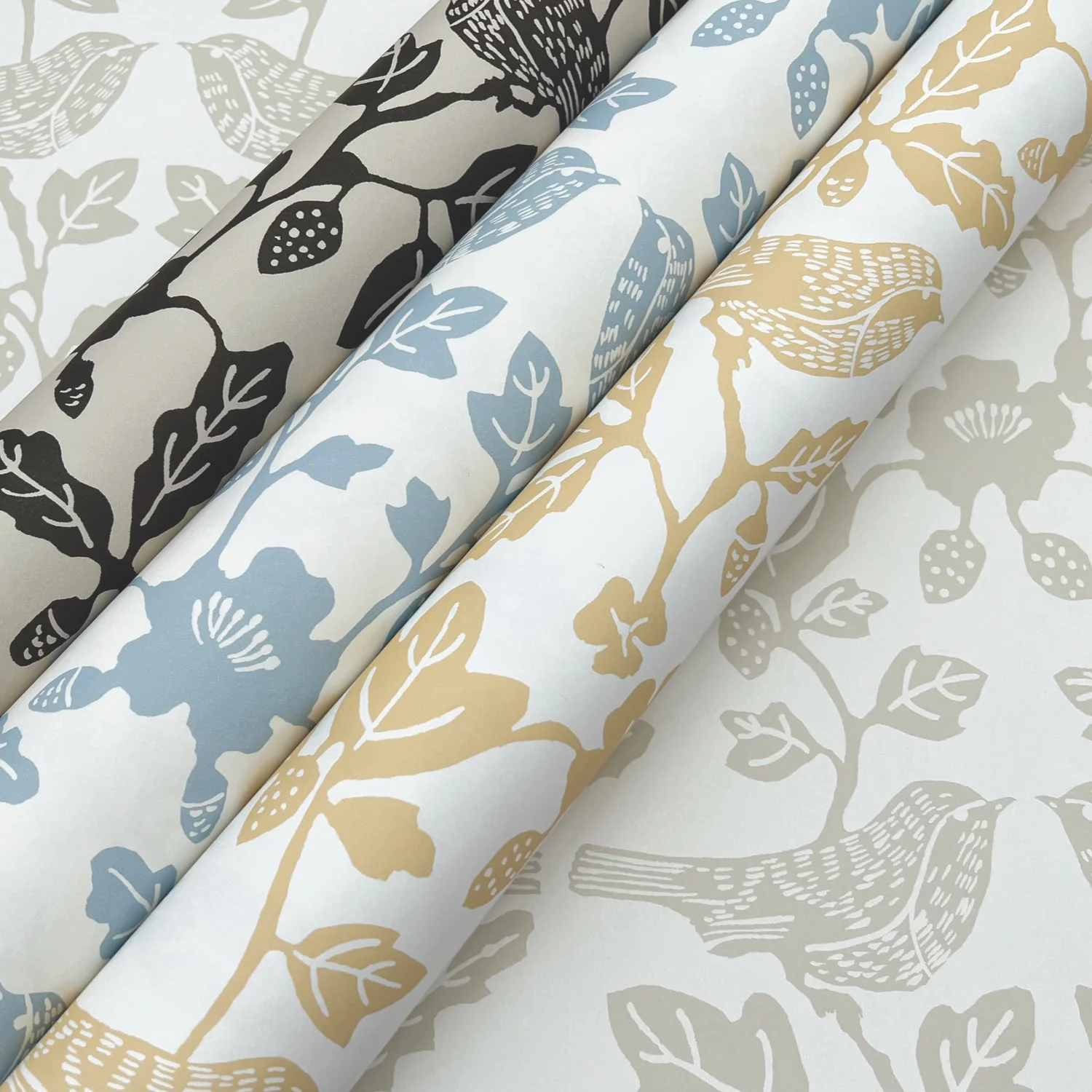 3545-sparrow-oak-premium-peel-stick-wallpaper-roll-1.webp