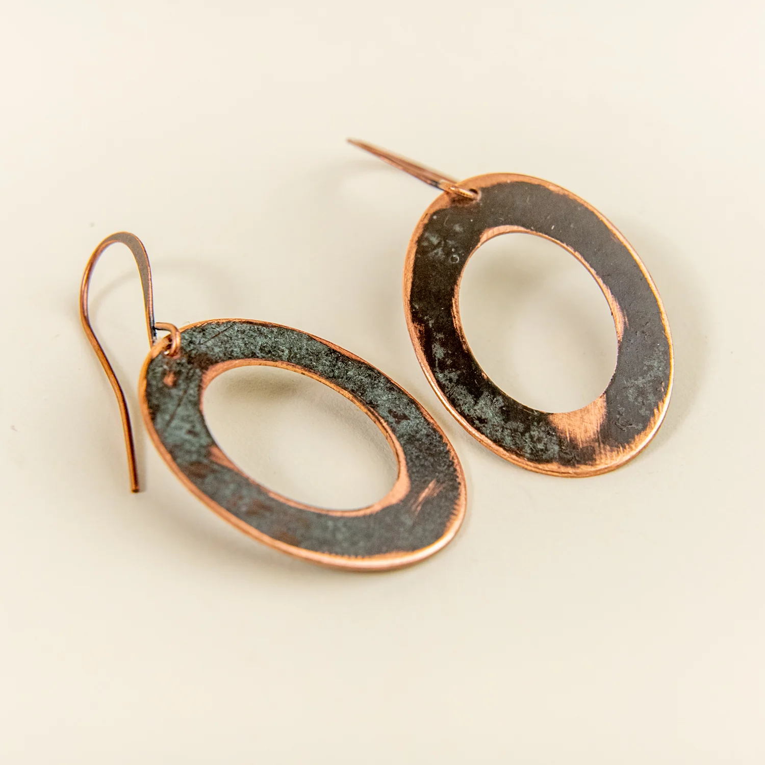 3658-the-catenary-earrings-1.webp