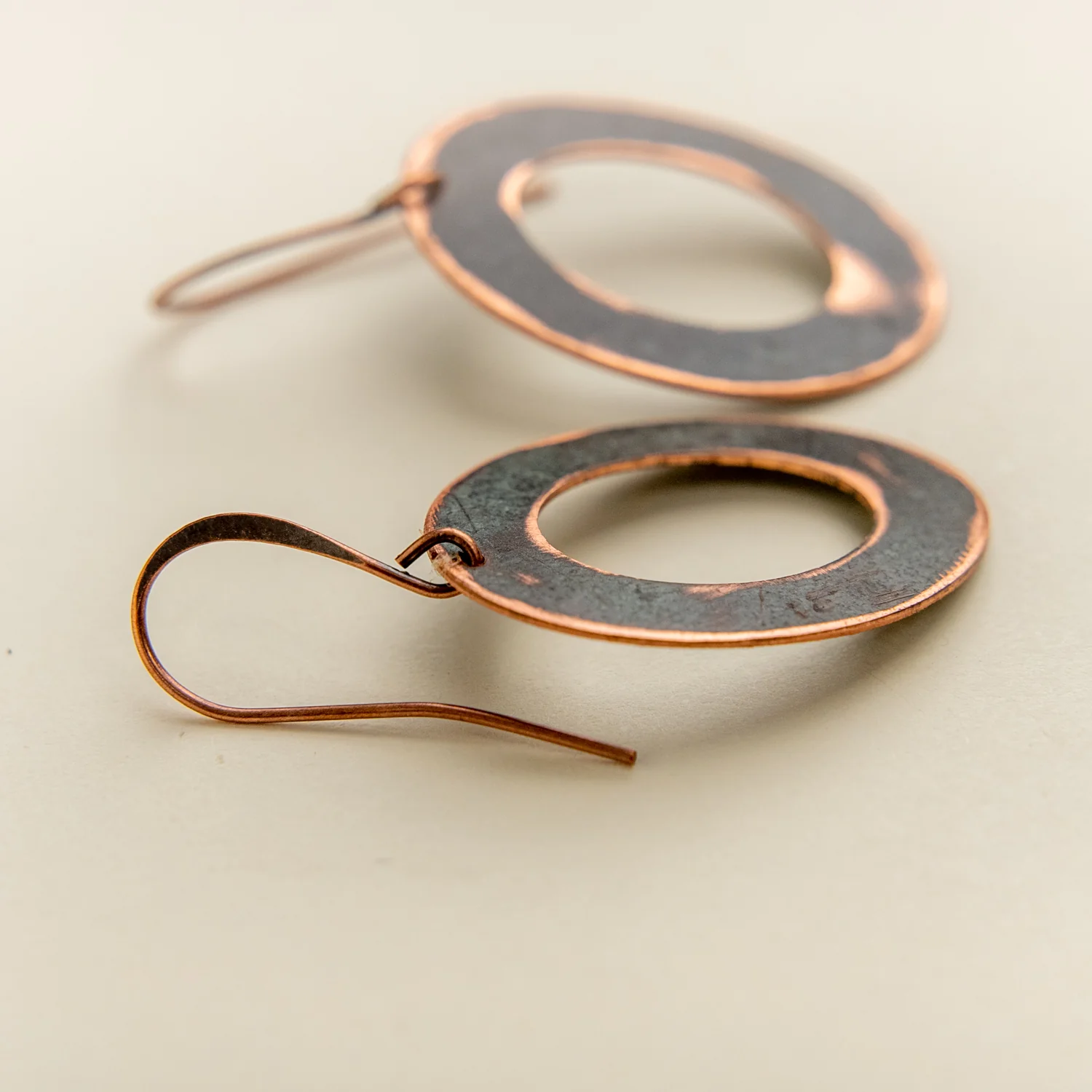 3658-the-catenary-earrings-1.webp